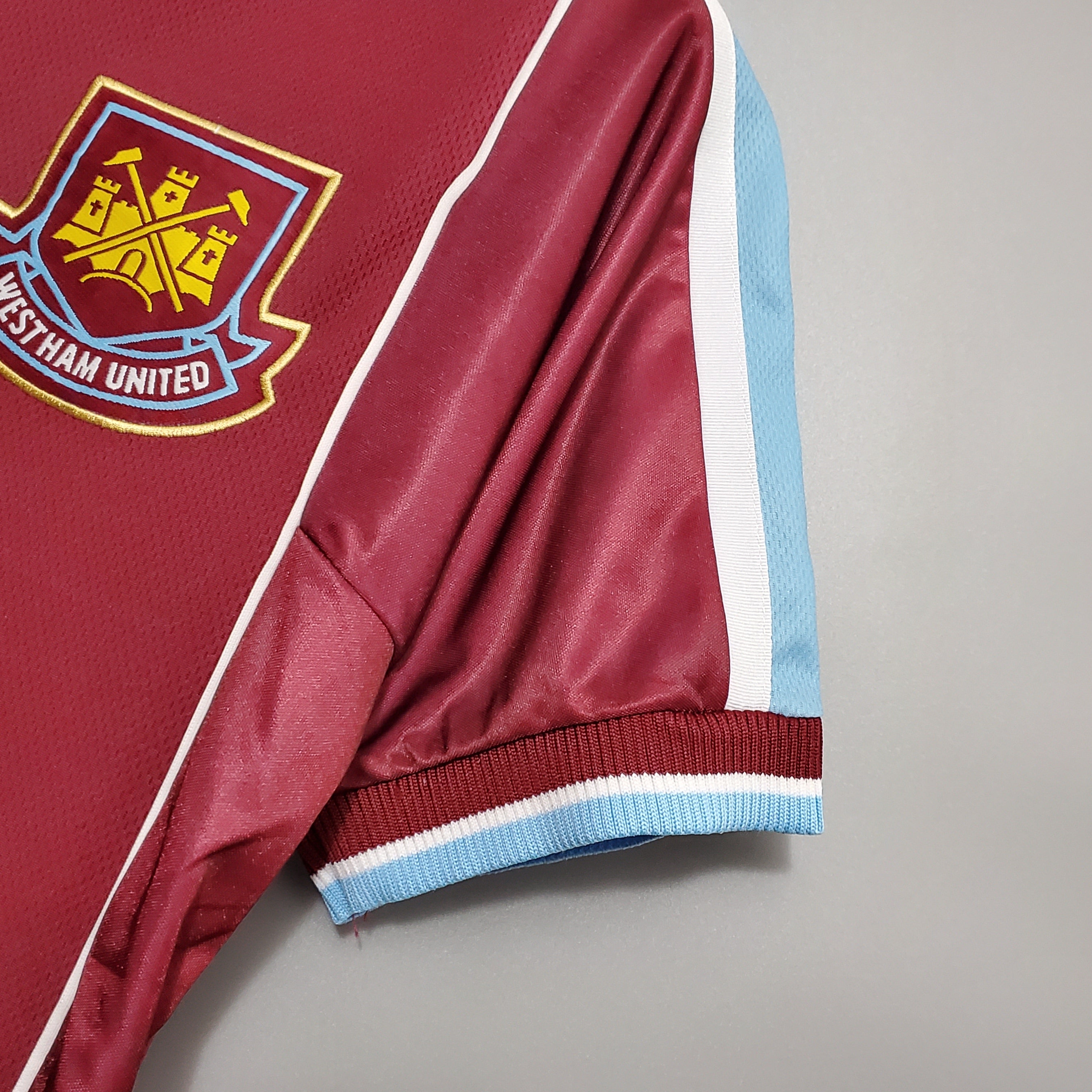 West Ham home jersey. Season 99/01