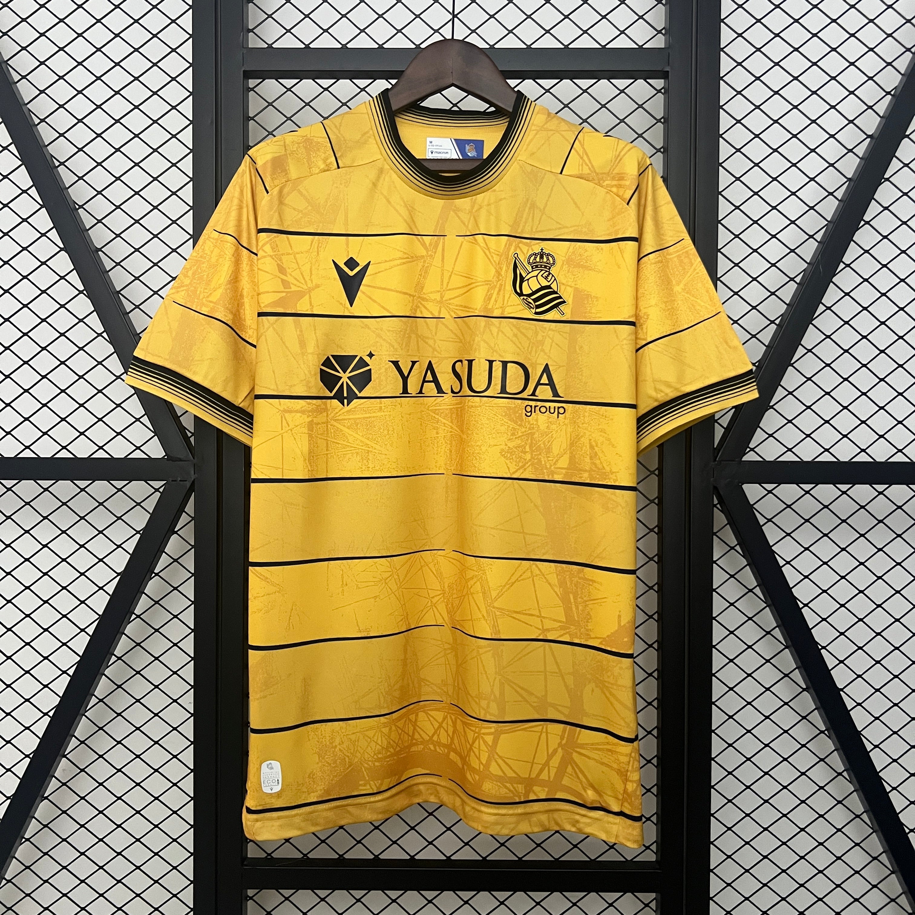 Real Sociedad away jersey. Season 24/25