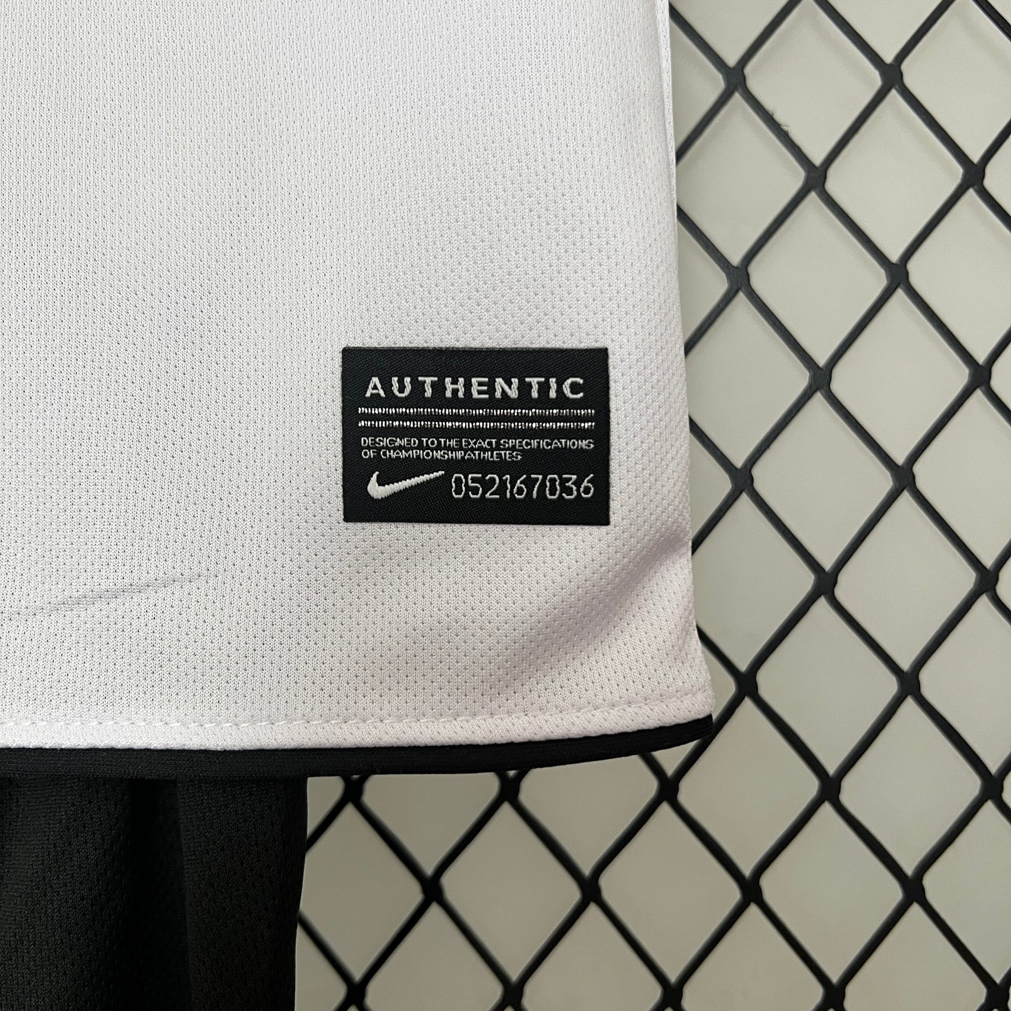 Mancheter United UCL 2011 Final away kids set.