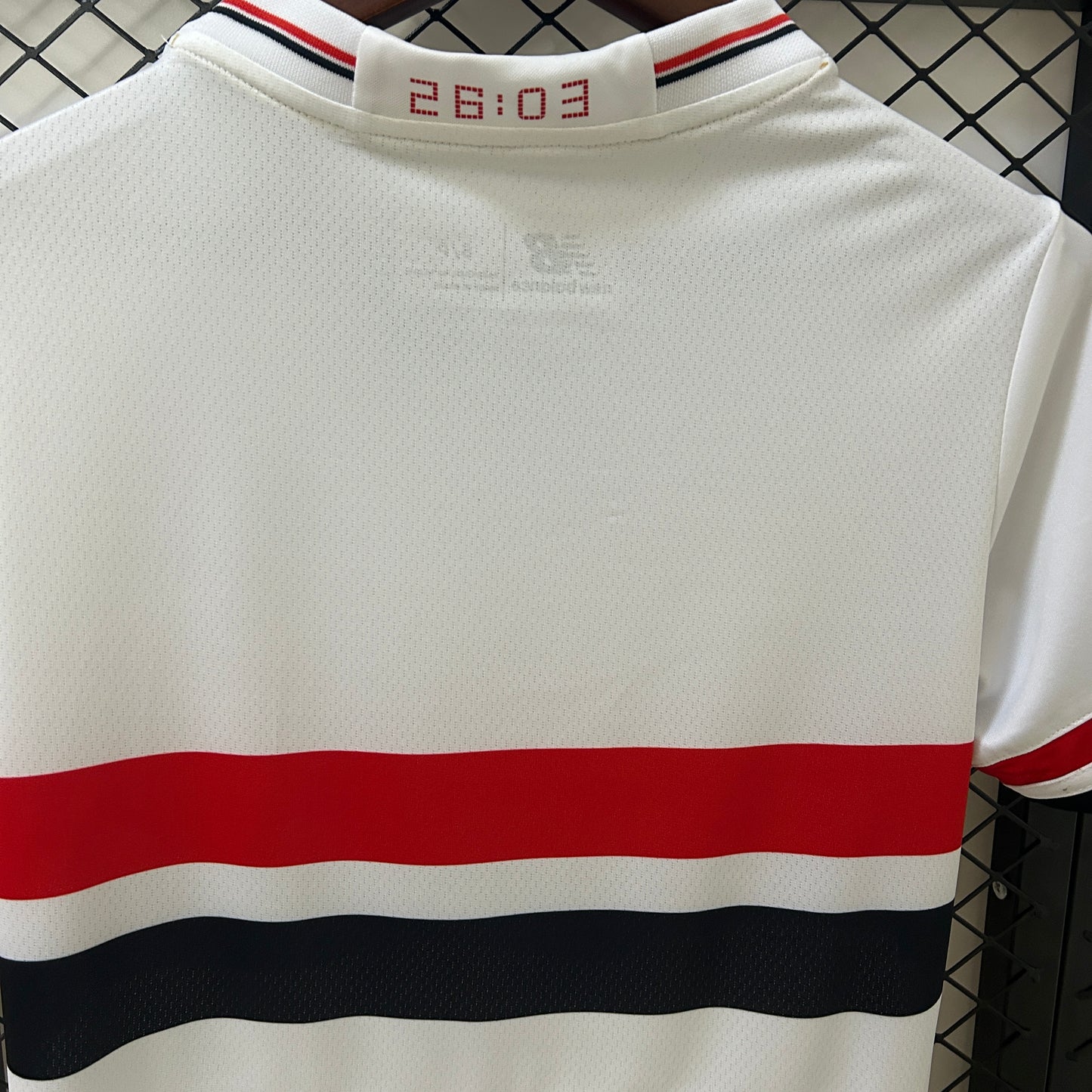 Sao Paulo home jersey for women. Season 24/25