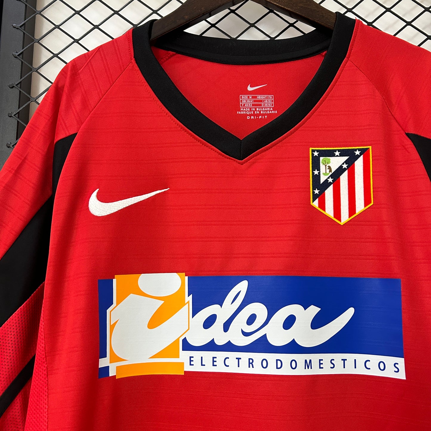 Atletico Madrid away jersey. Season 01/02