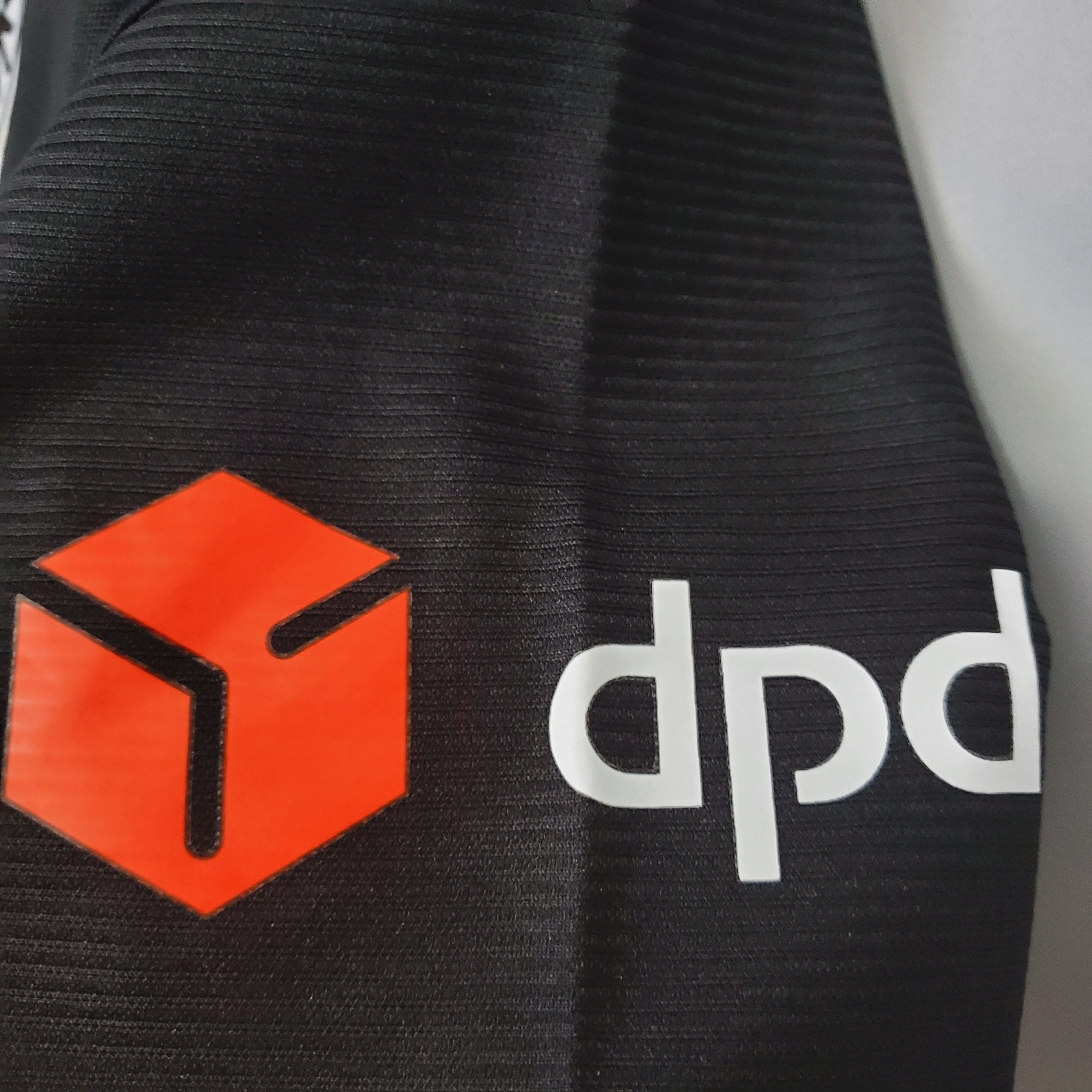 Eintracht Frankfurt away jersey. Season 20/21