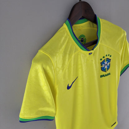 Brazil home jersey for women. Season 21/22