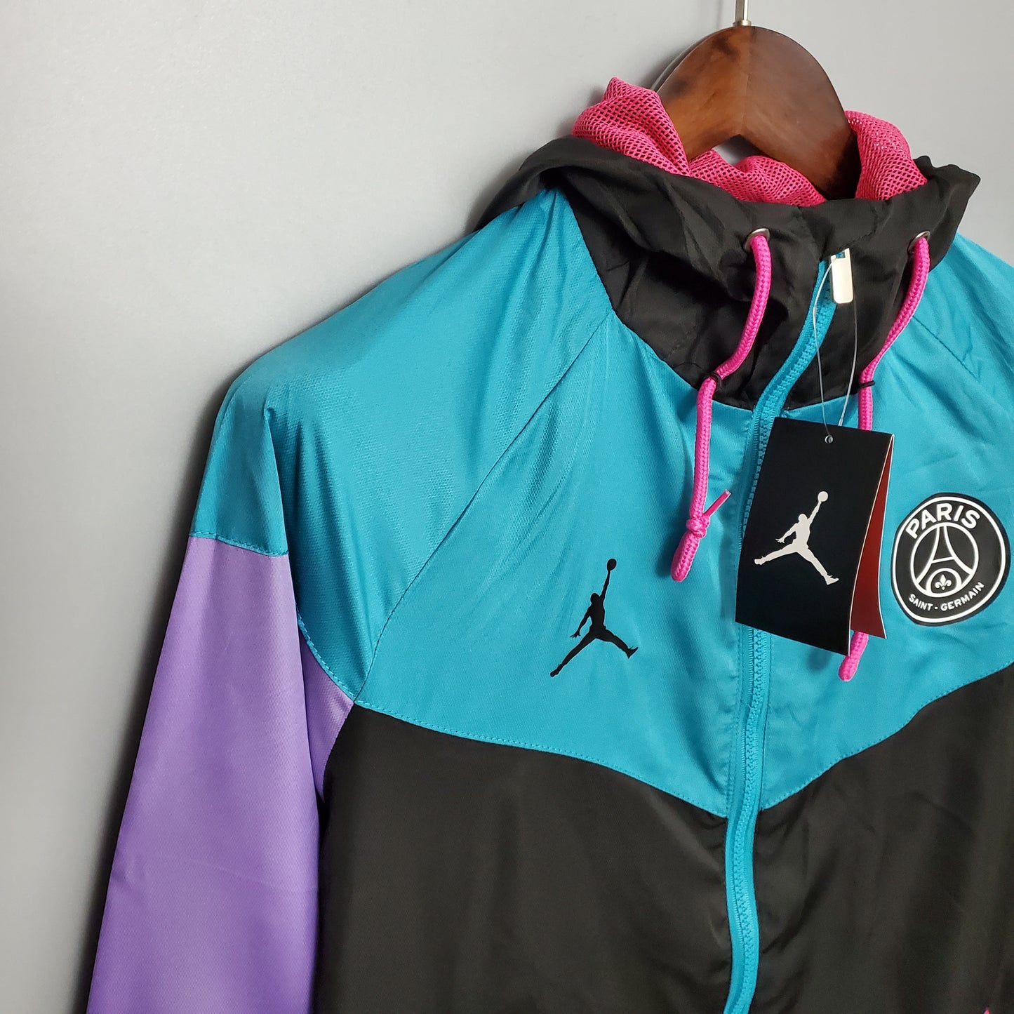PSG x Jordan Windbreaker