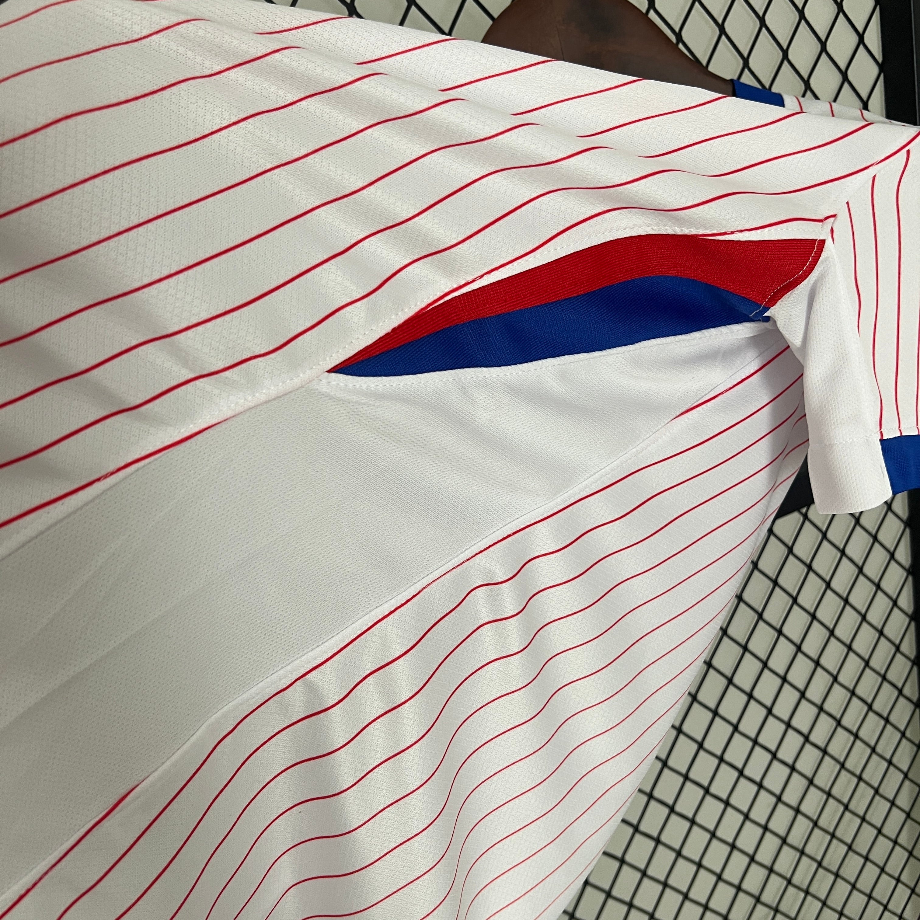France away jersey for women. Season 23/24