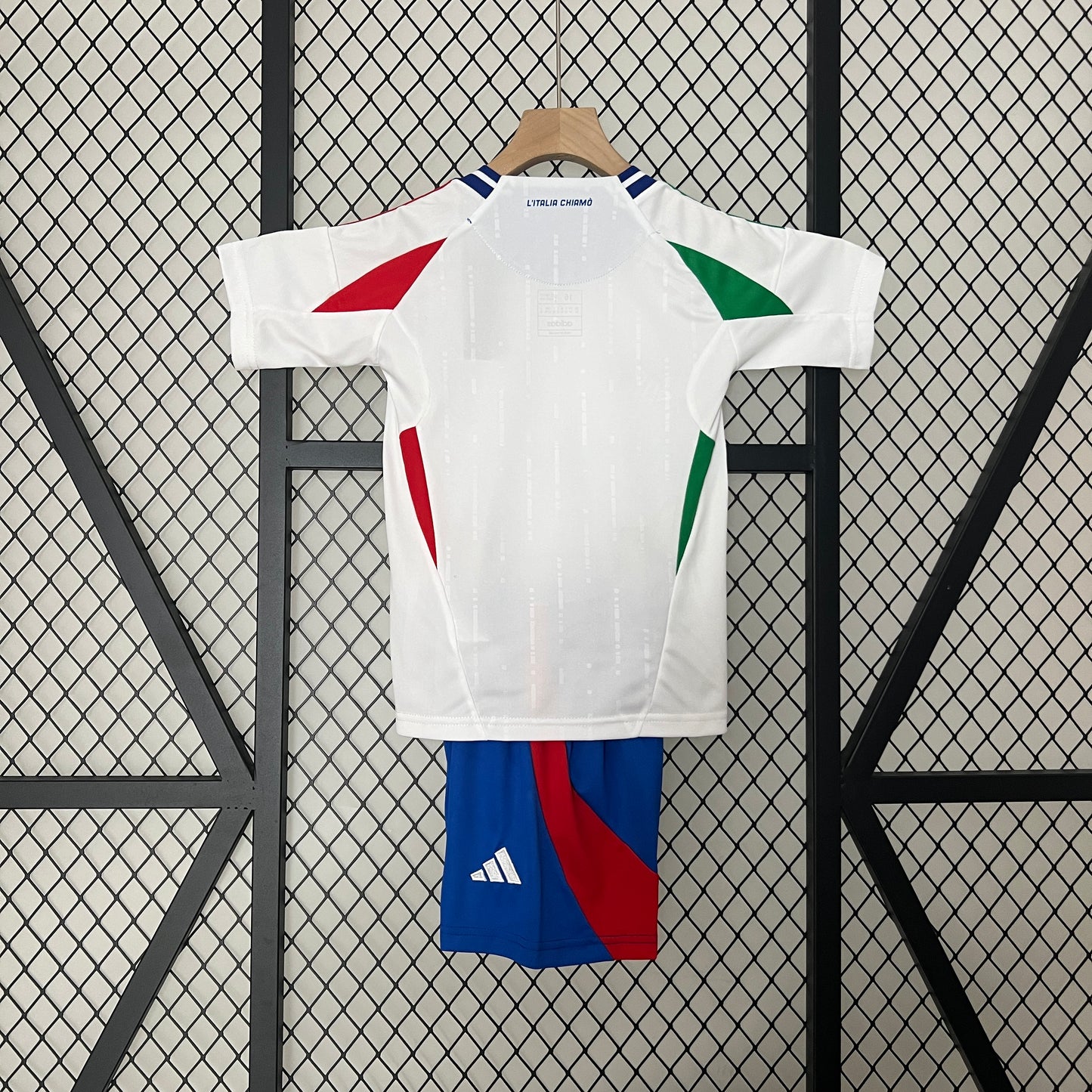 Italy 2024 away kids set.
