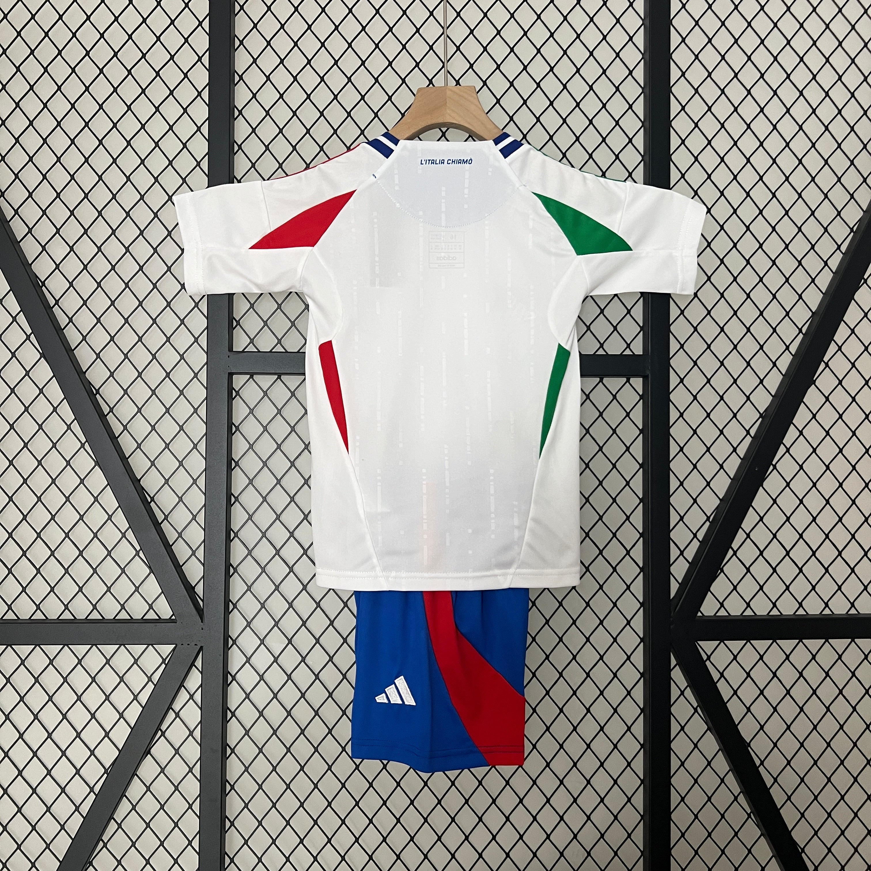 Italy 2024 away kids set.