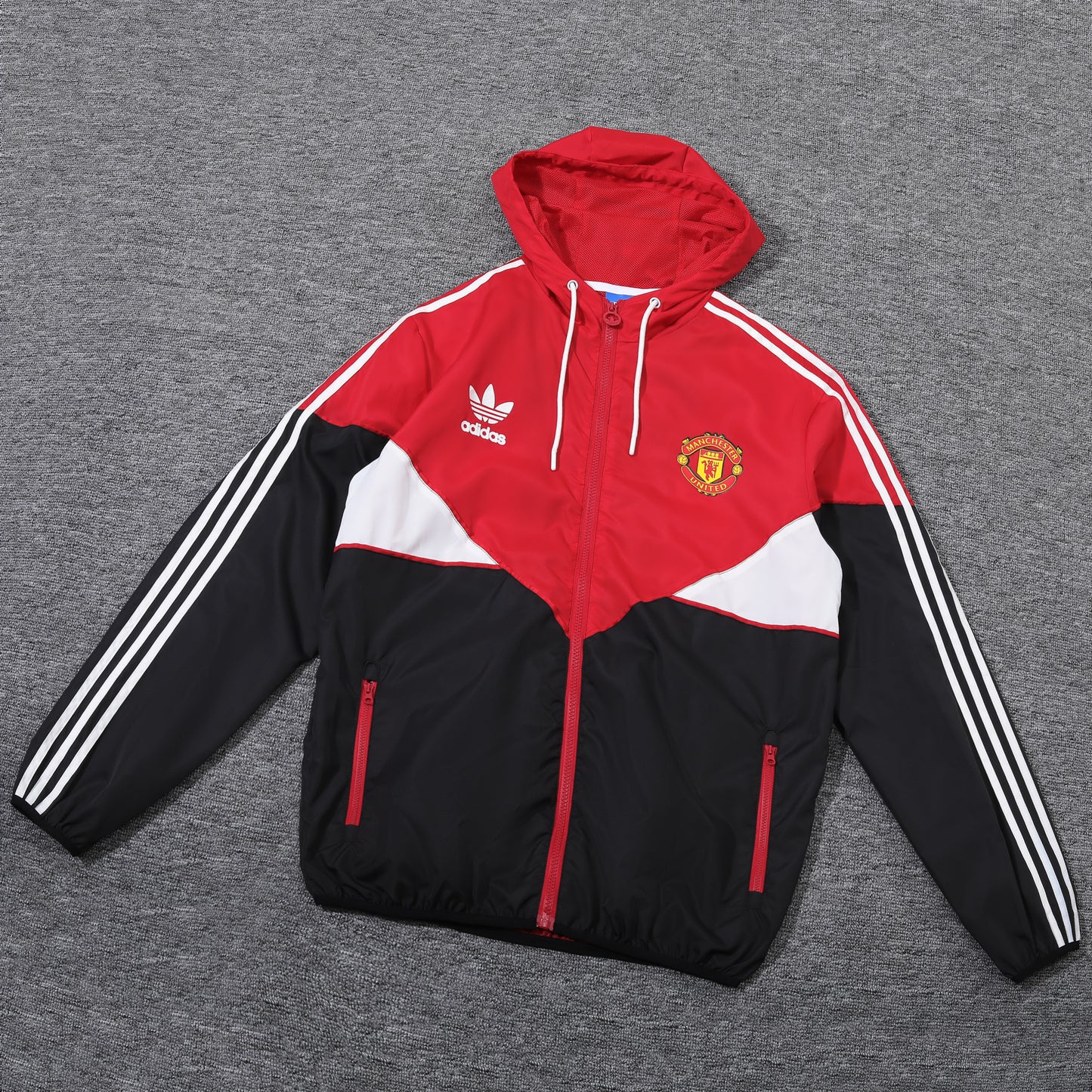 Manchester United  Windbreaker
