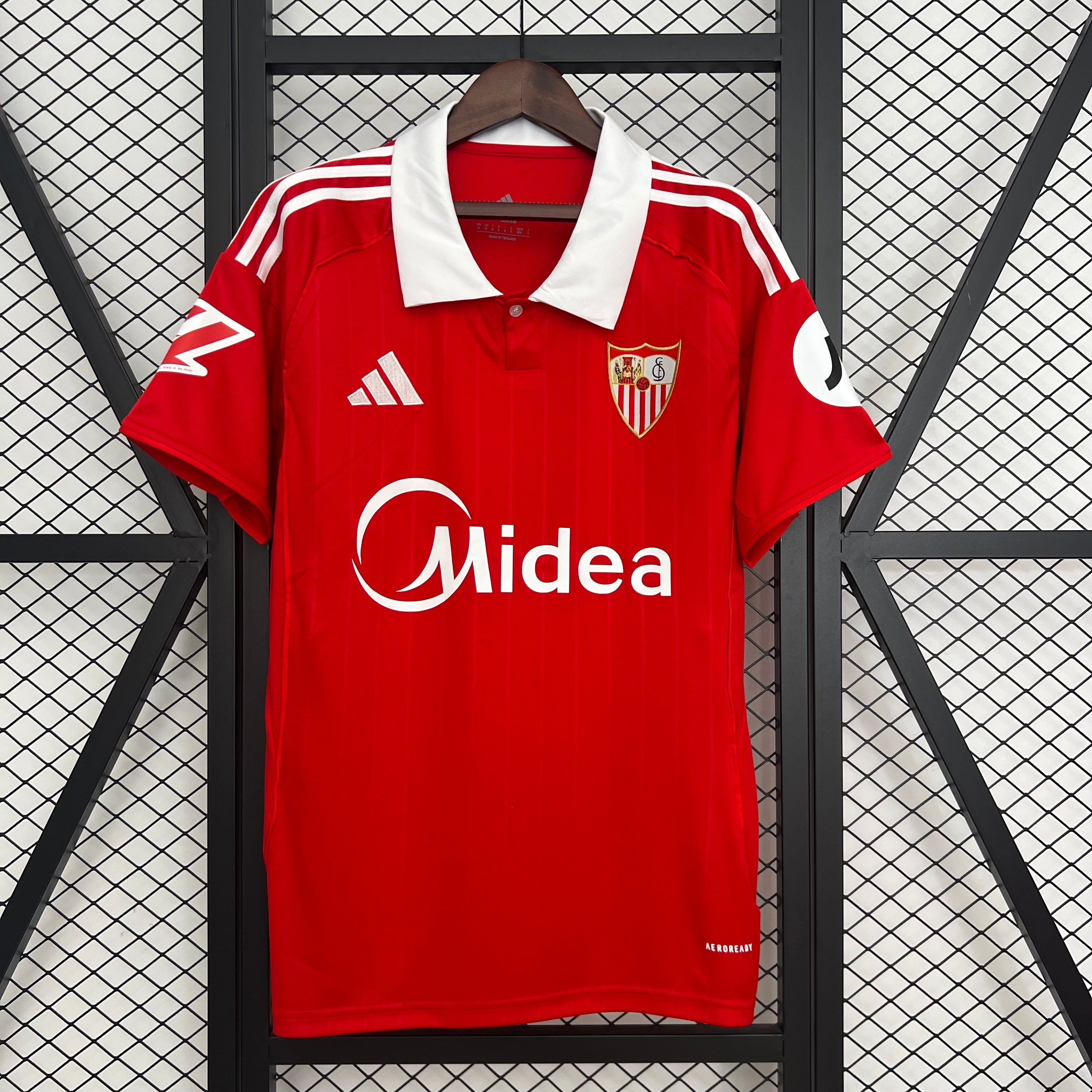 Sevilla away jersey. Season 25/26