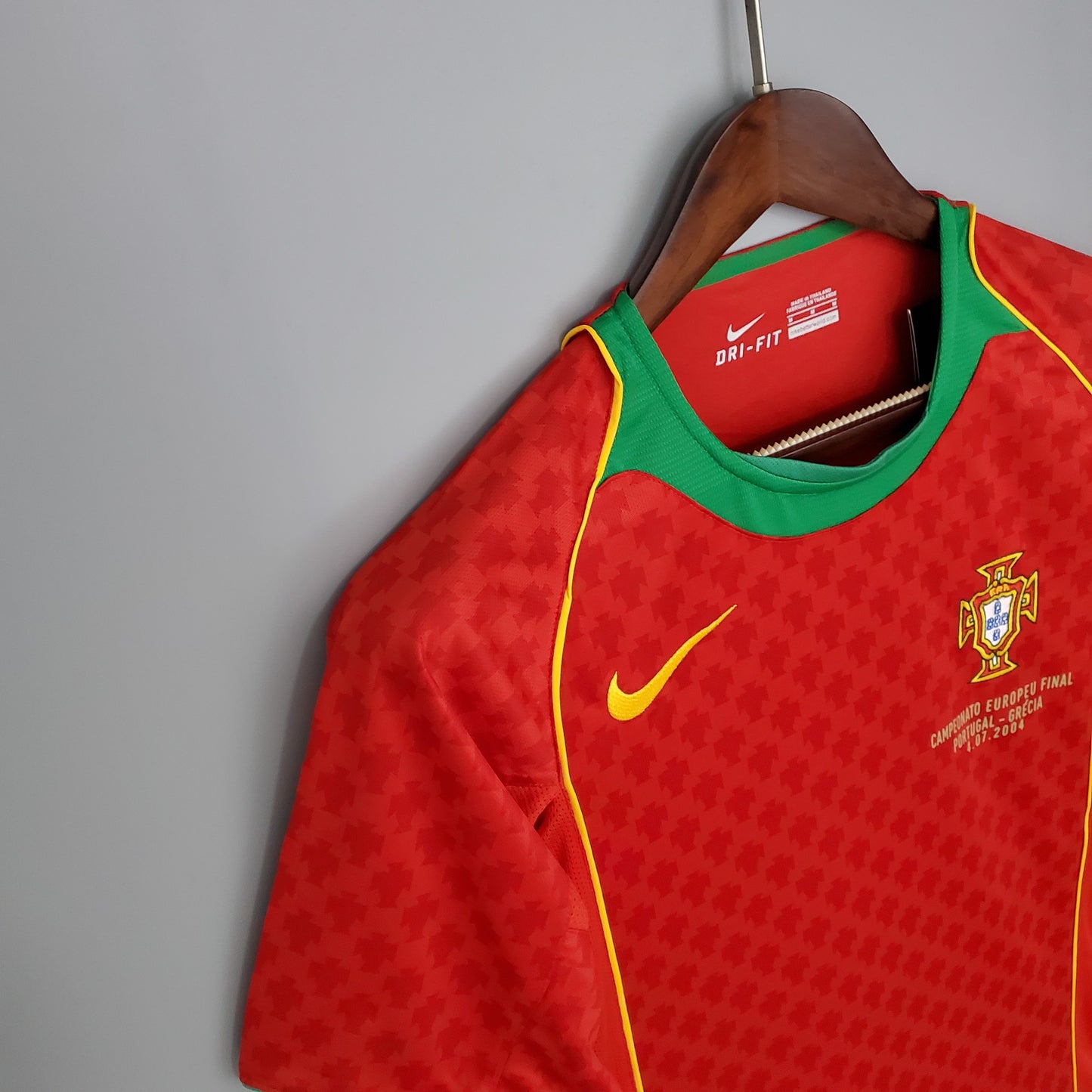 Portugal home jersey. Season 2004