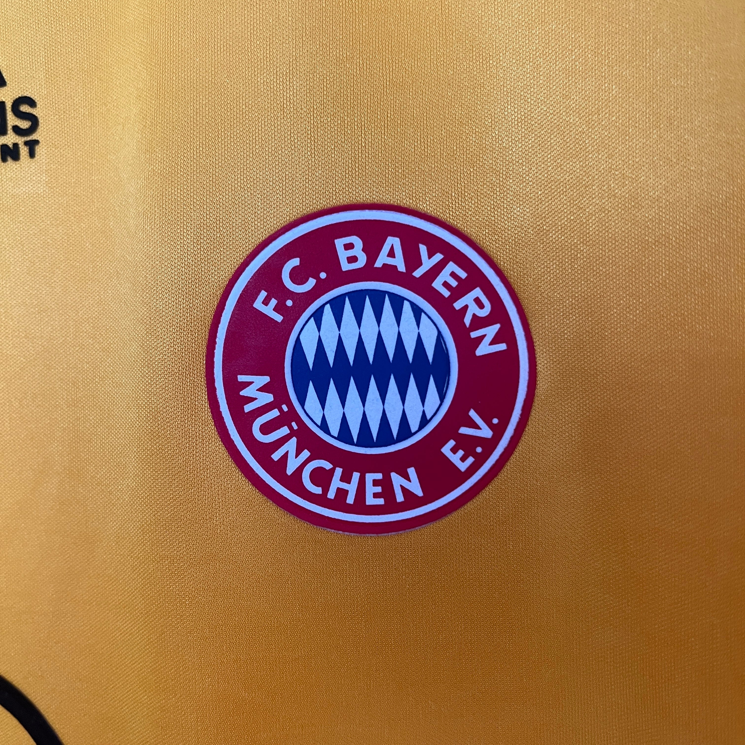 Bayern Munich away jersey. Season 93/94