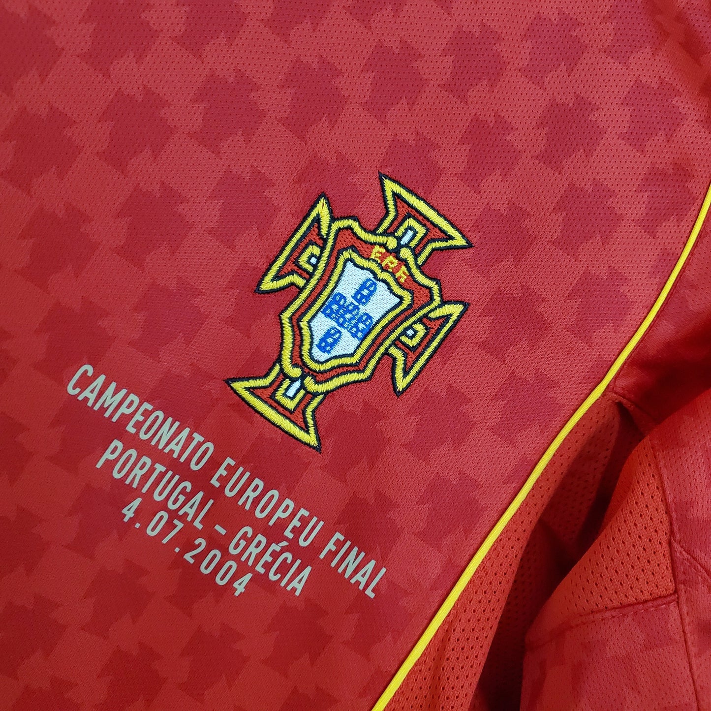 Portugal home jersey. Season 2004