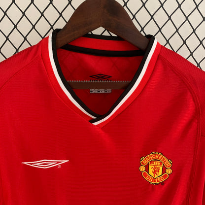 Manchester United home jersey. Season 00/01