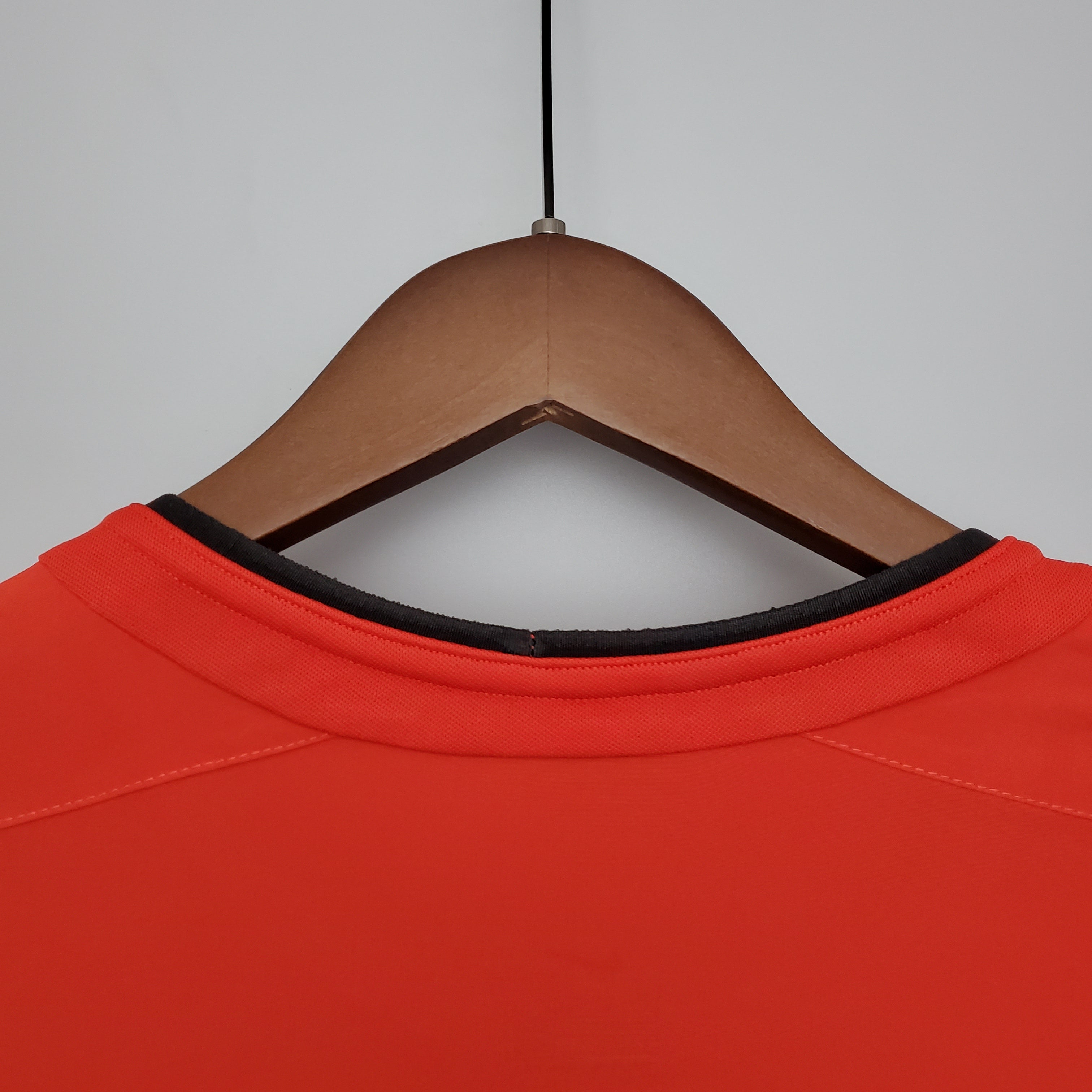 Manchester United logsleeve home jersey. Season 03/04