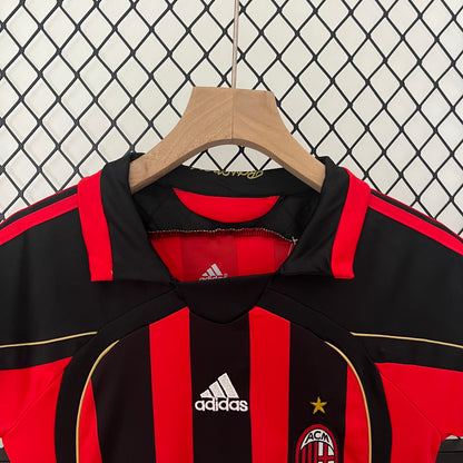 AC Milan home kids set. Season 06/07