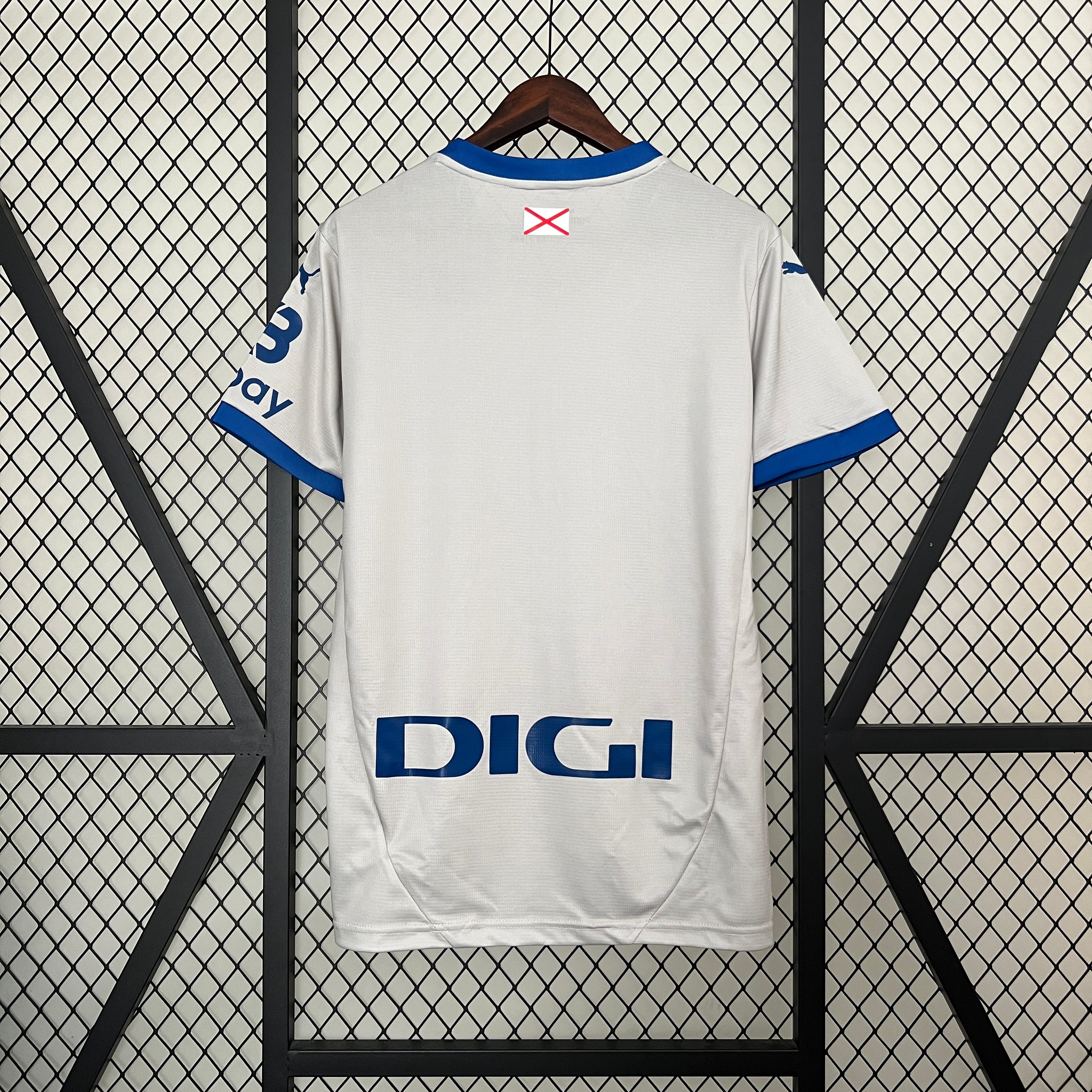 Alaves away jersey. Season 24/25