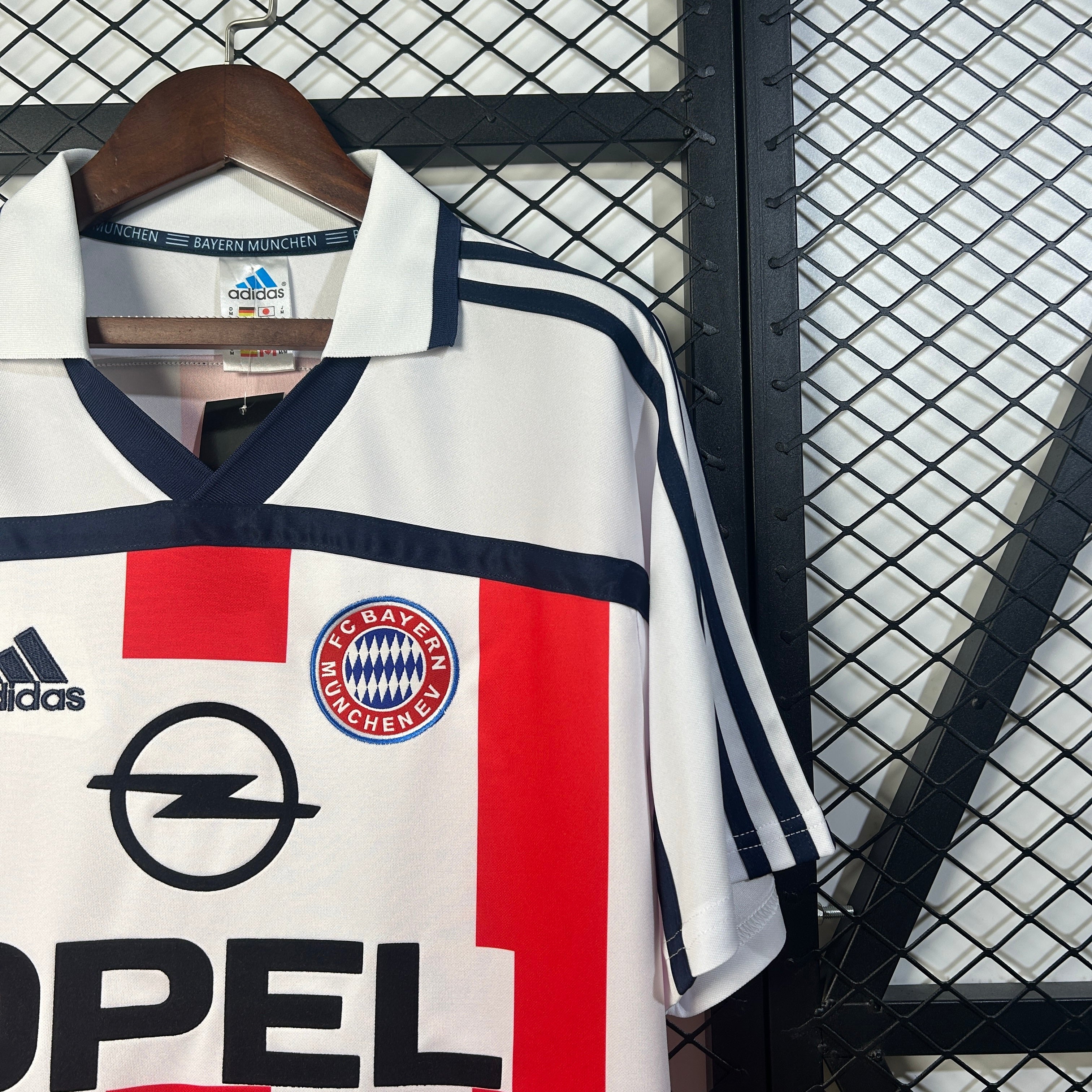 Bayern Munich away jersey. Season 00/02