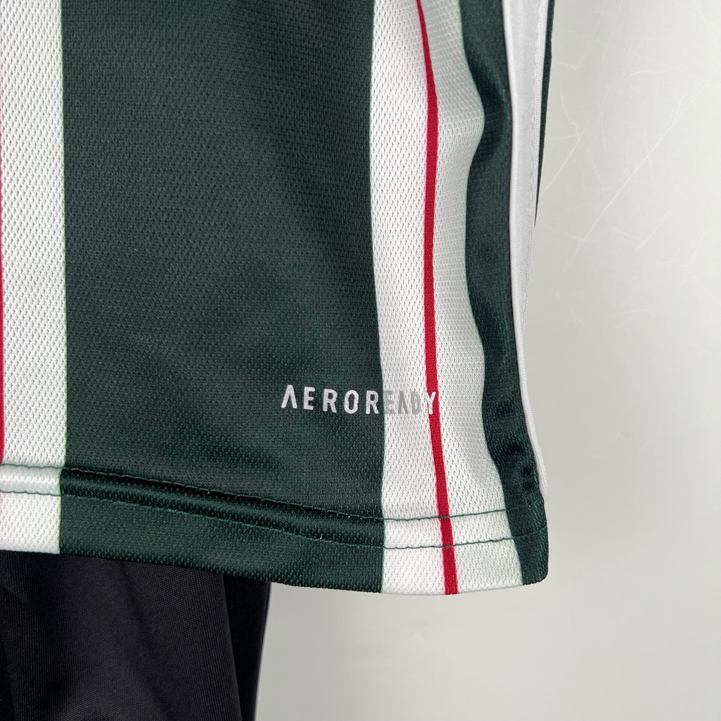 Manchester United Kids away set. Season 23/24