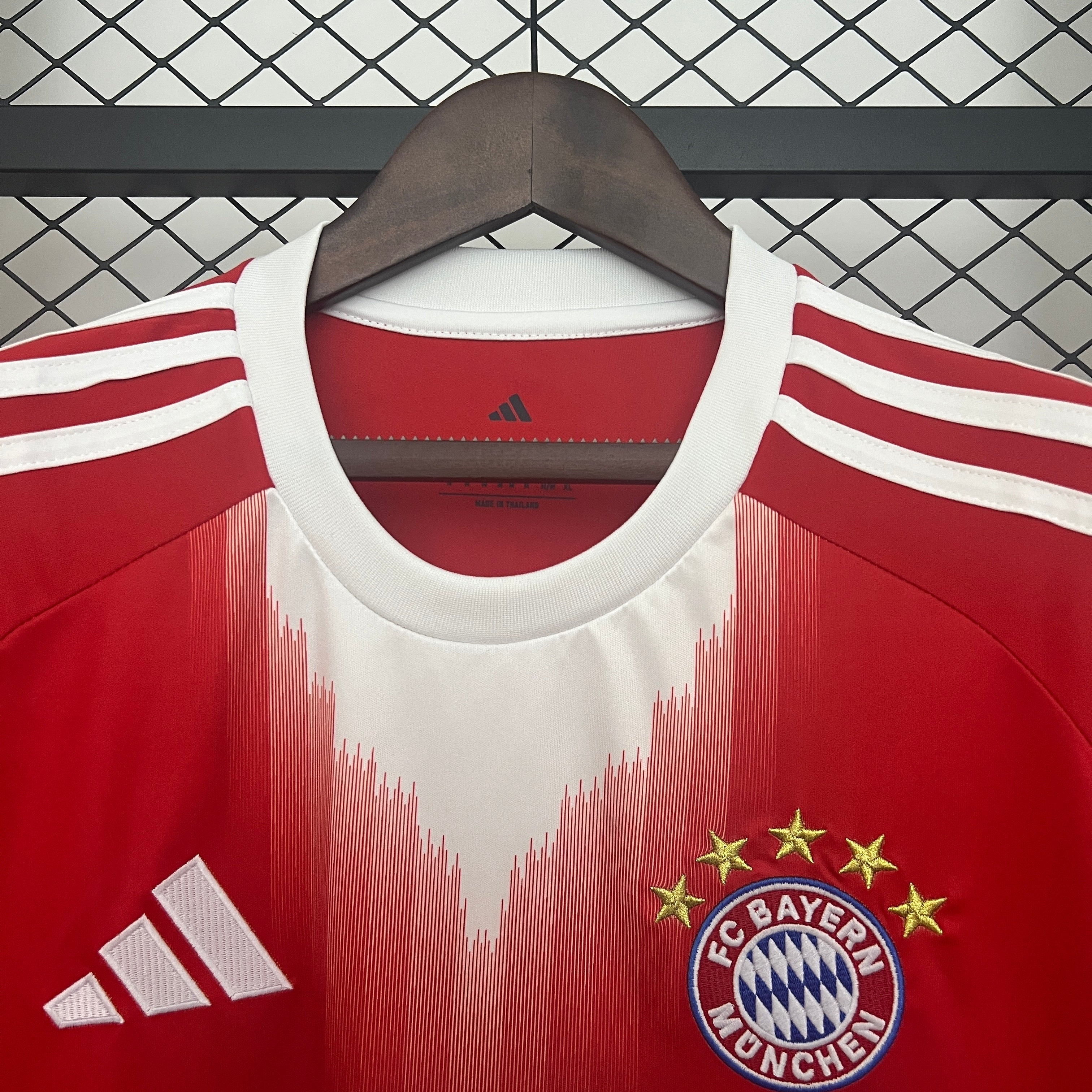 Bayern Munich home jersey. Season 25/26
