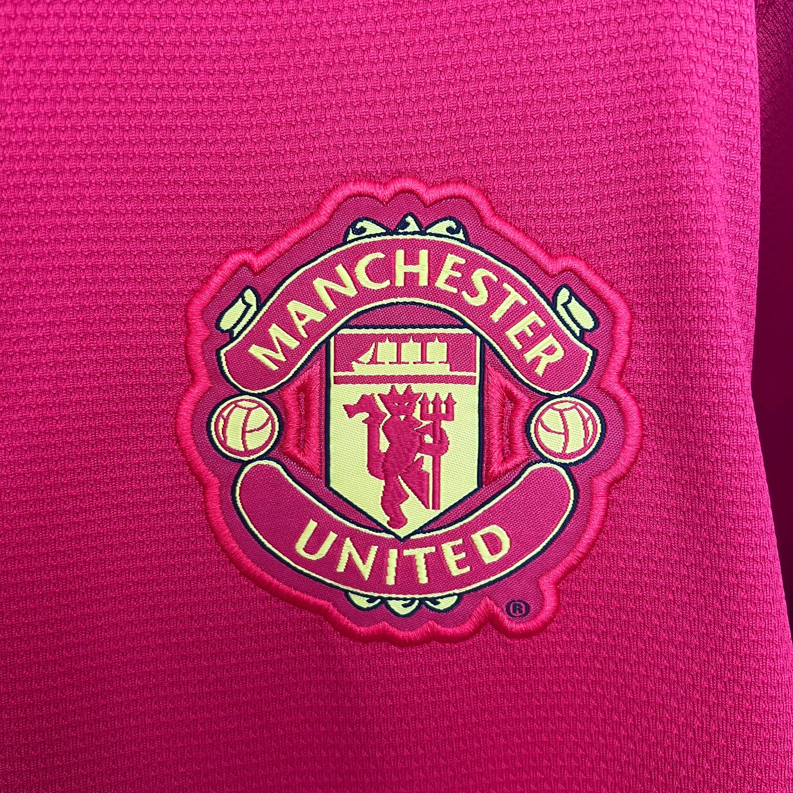 Manchester United longsleeve home jersey. Season 13/14