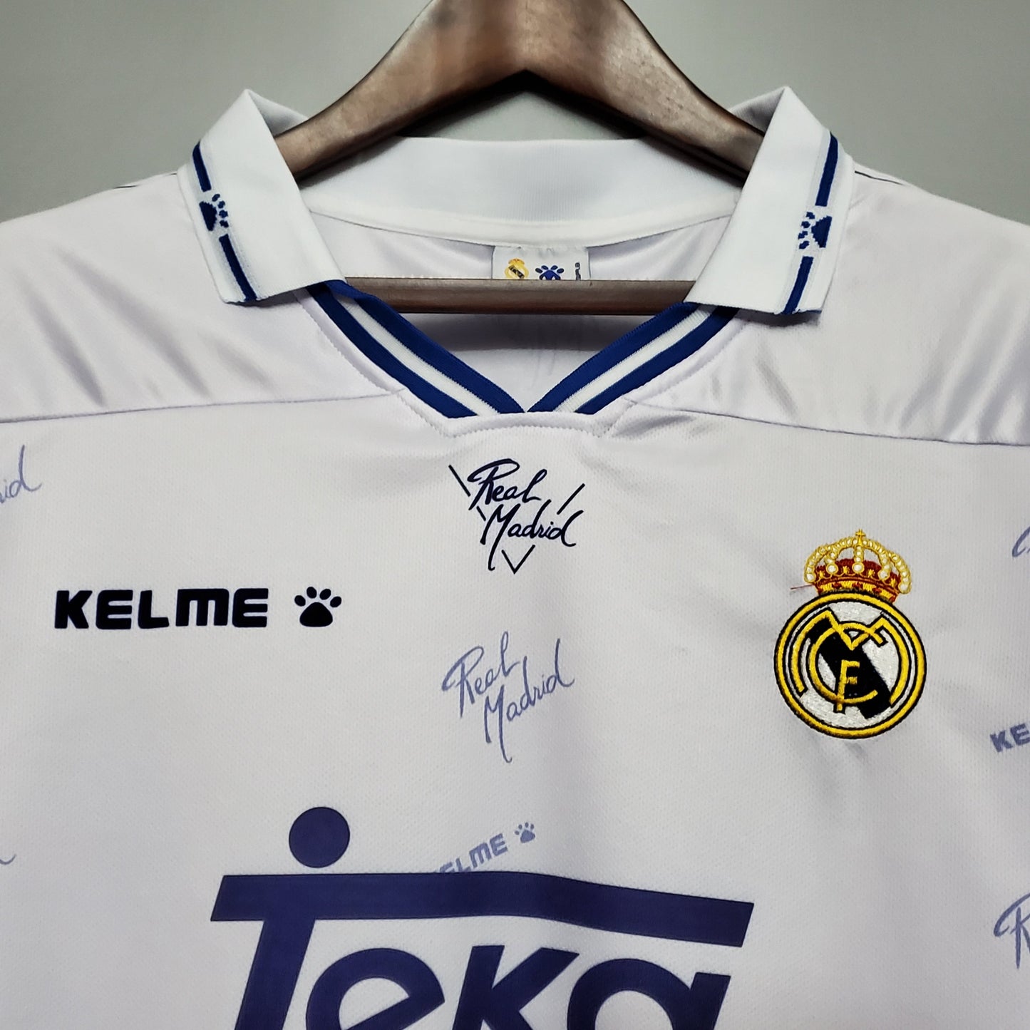 Real Madrid home jersey. Season 94/96