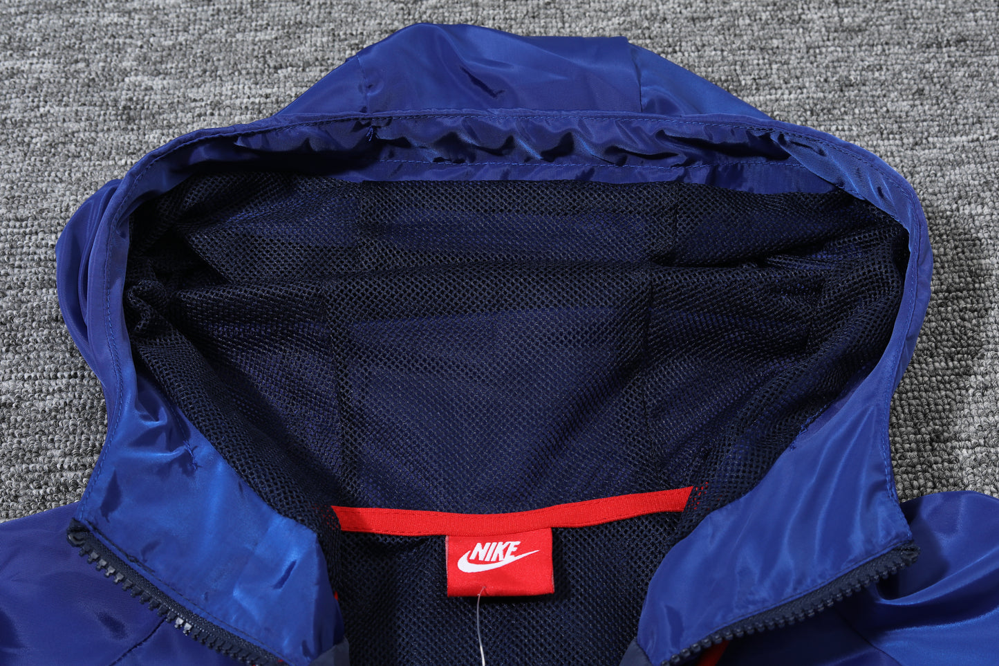 Barcelona Windbreaker