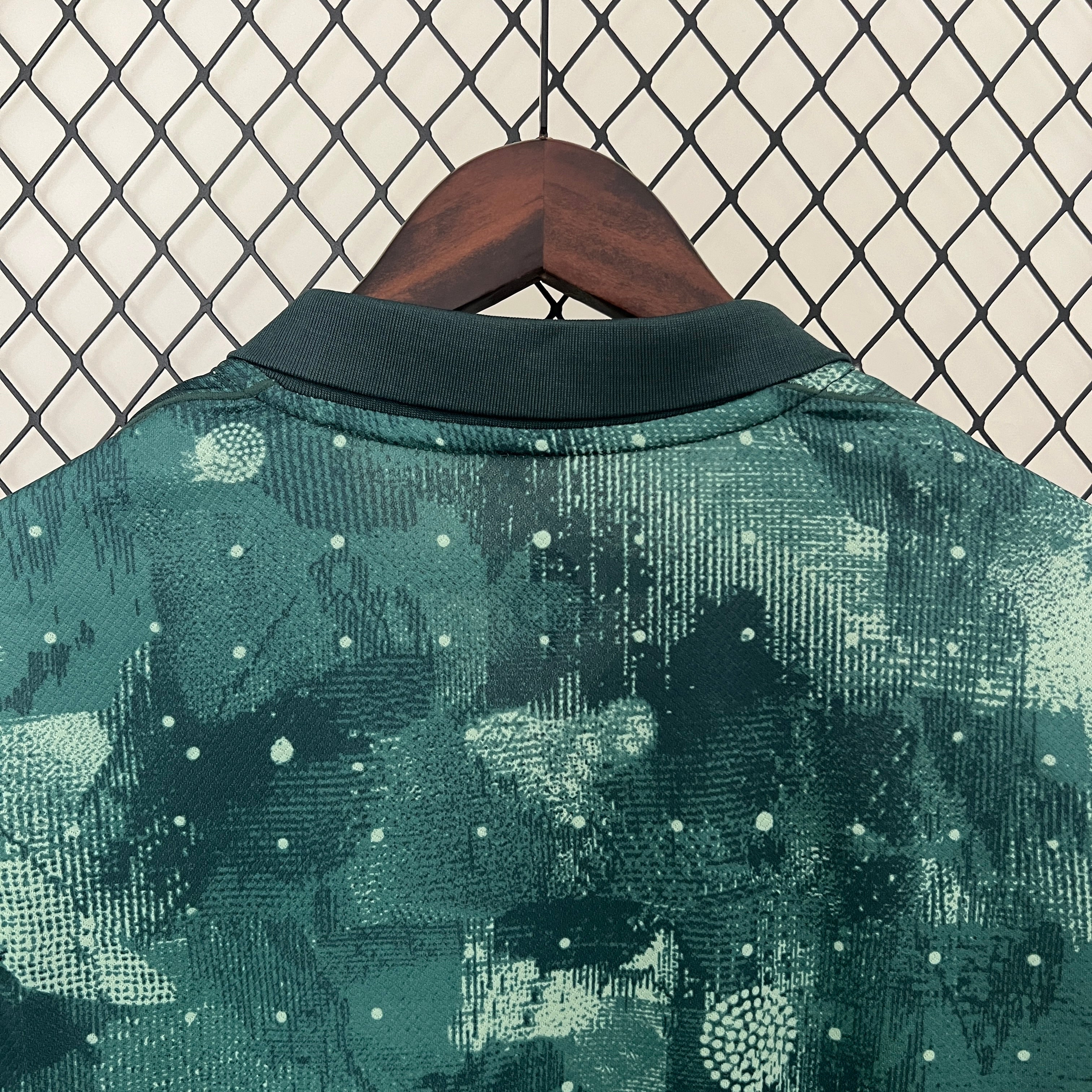 Tottenham Hotspur third jersey. Season 24/25