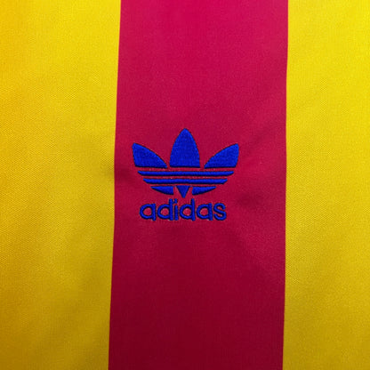 Valencia home jersey. Season 80/81
