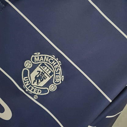 Manchester United away jersey. Season 99/00