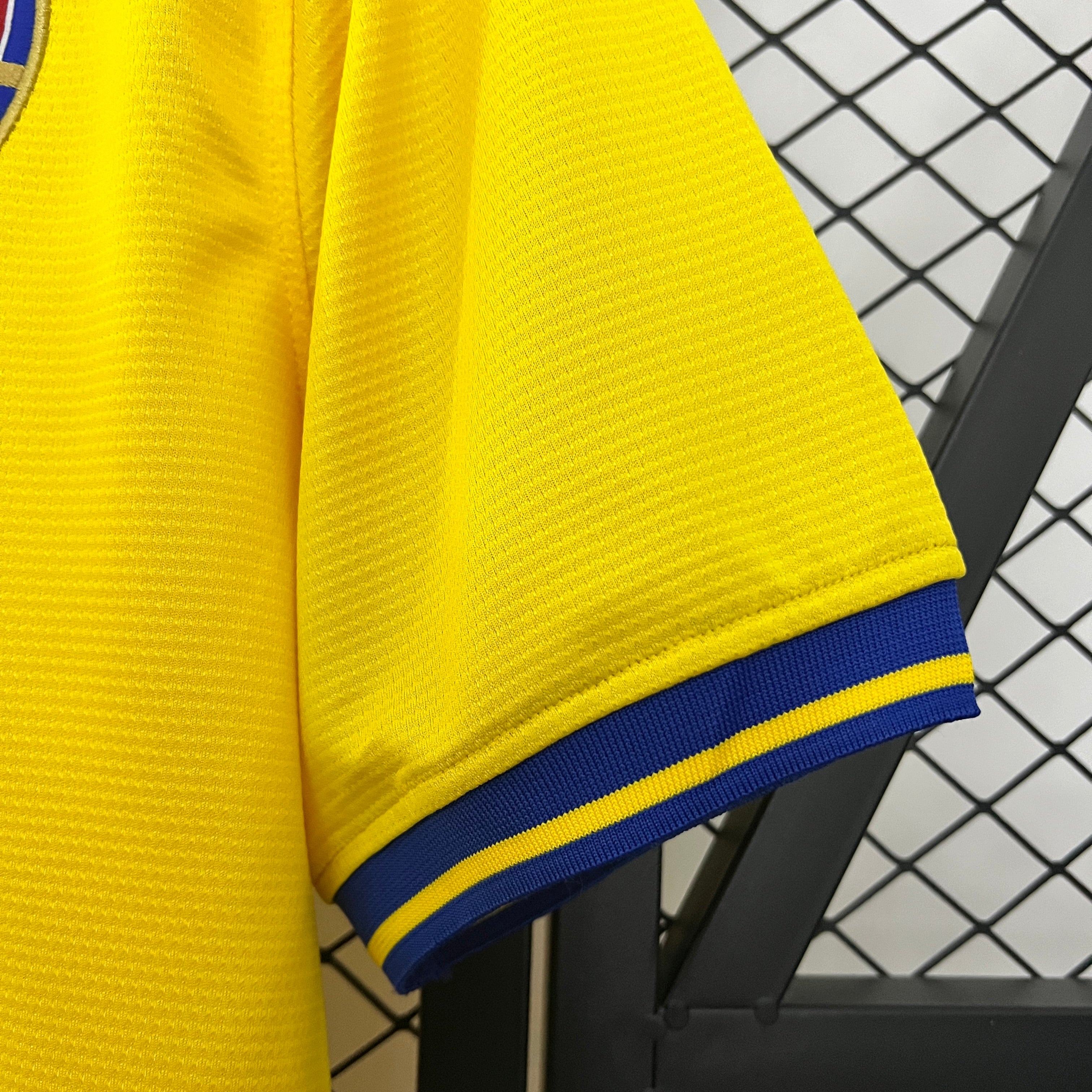 Arsenal away jersey. Season 13/14