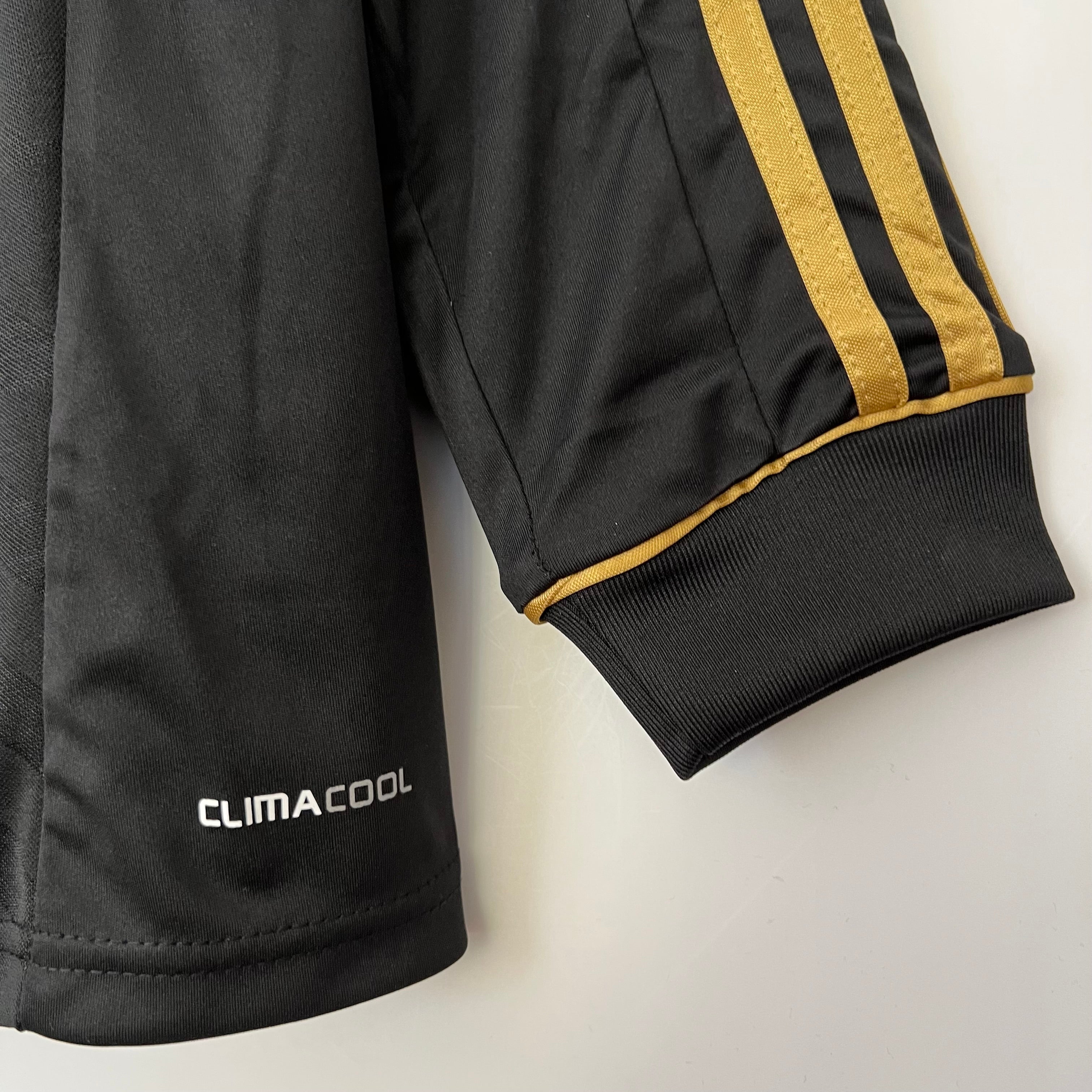 Real Madrid longsleeve away jersey. Season 11/12