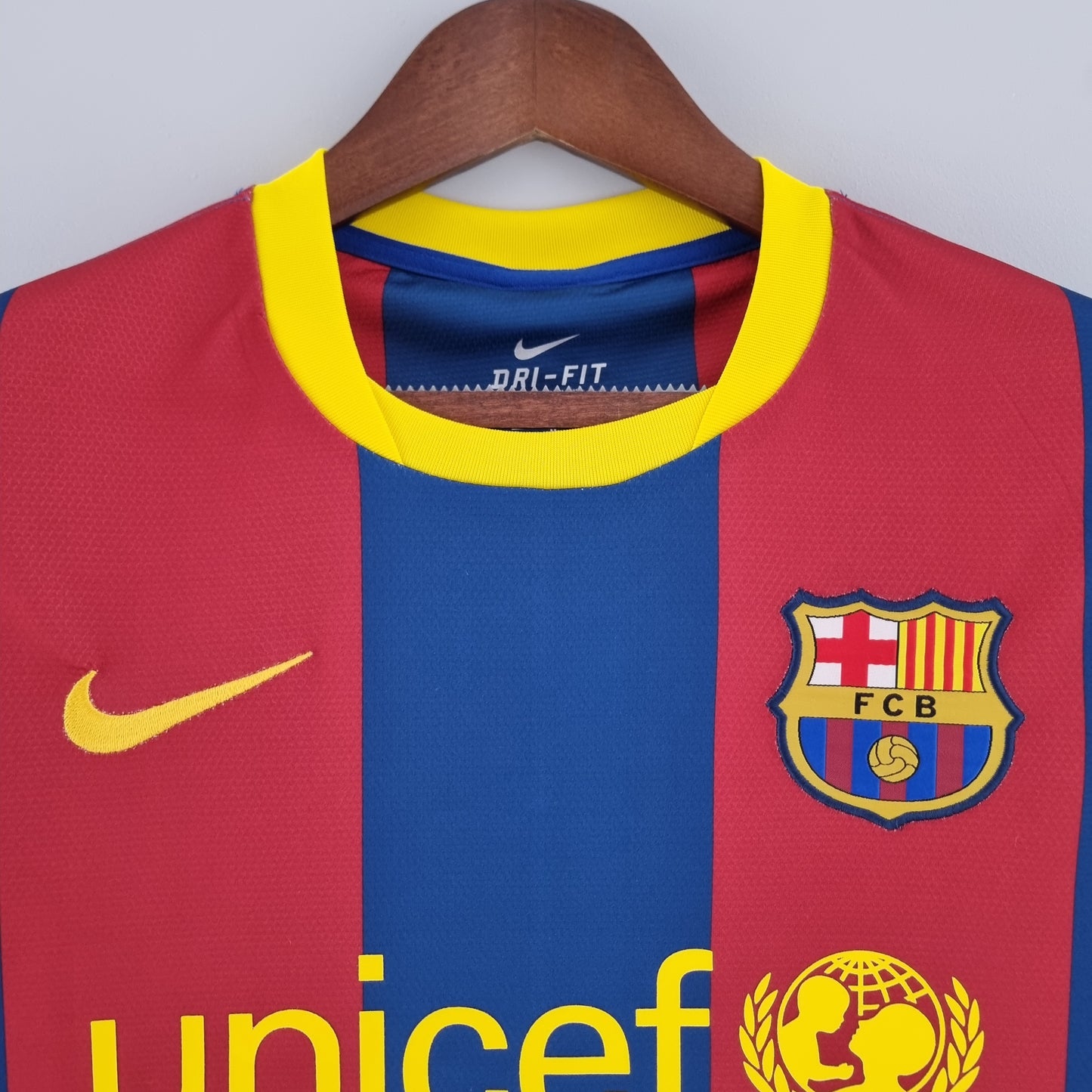Barcelona longsleeve home jersey. Season 10/11