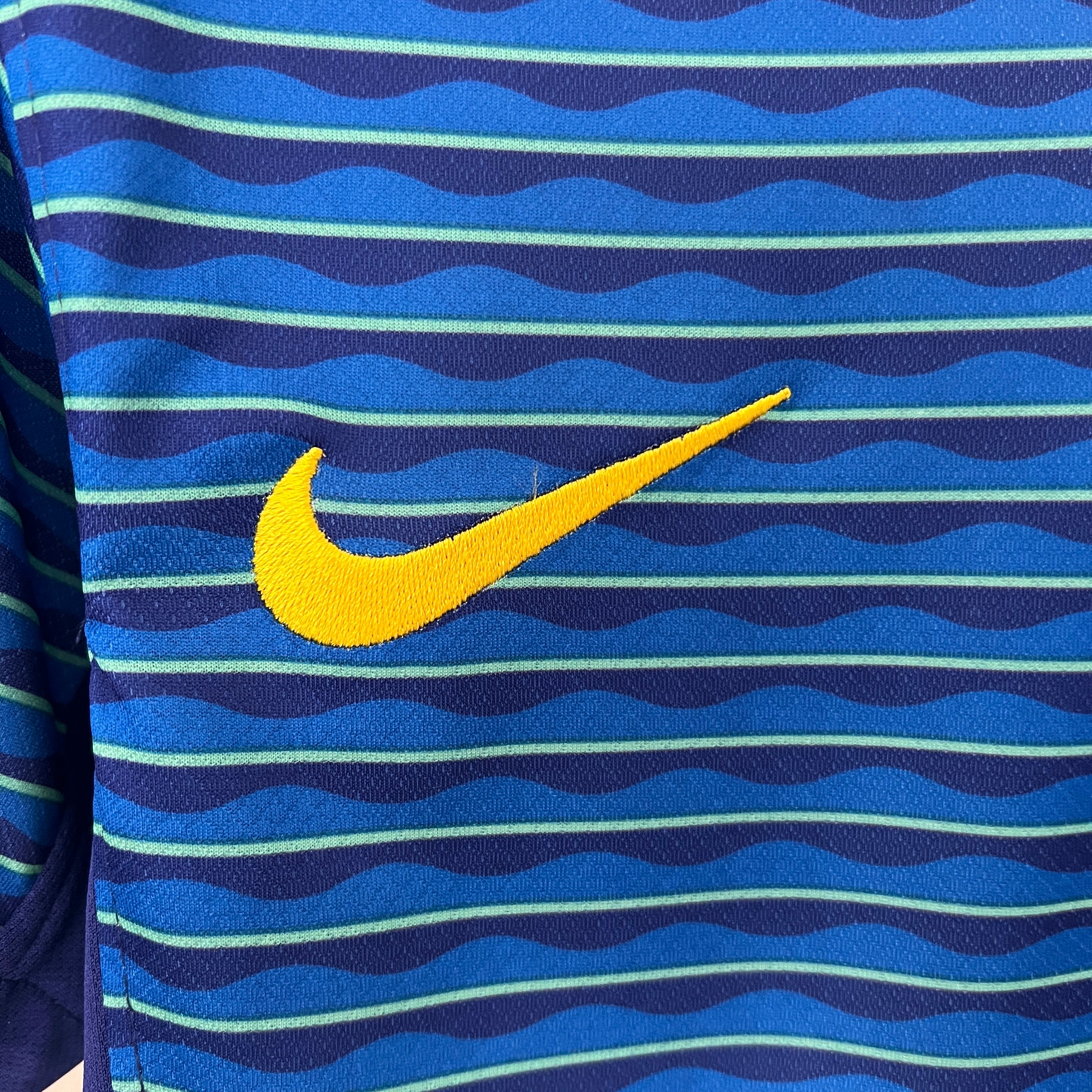 Brazil away jersey for women. Season 23/24
