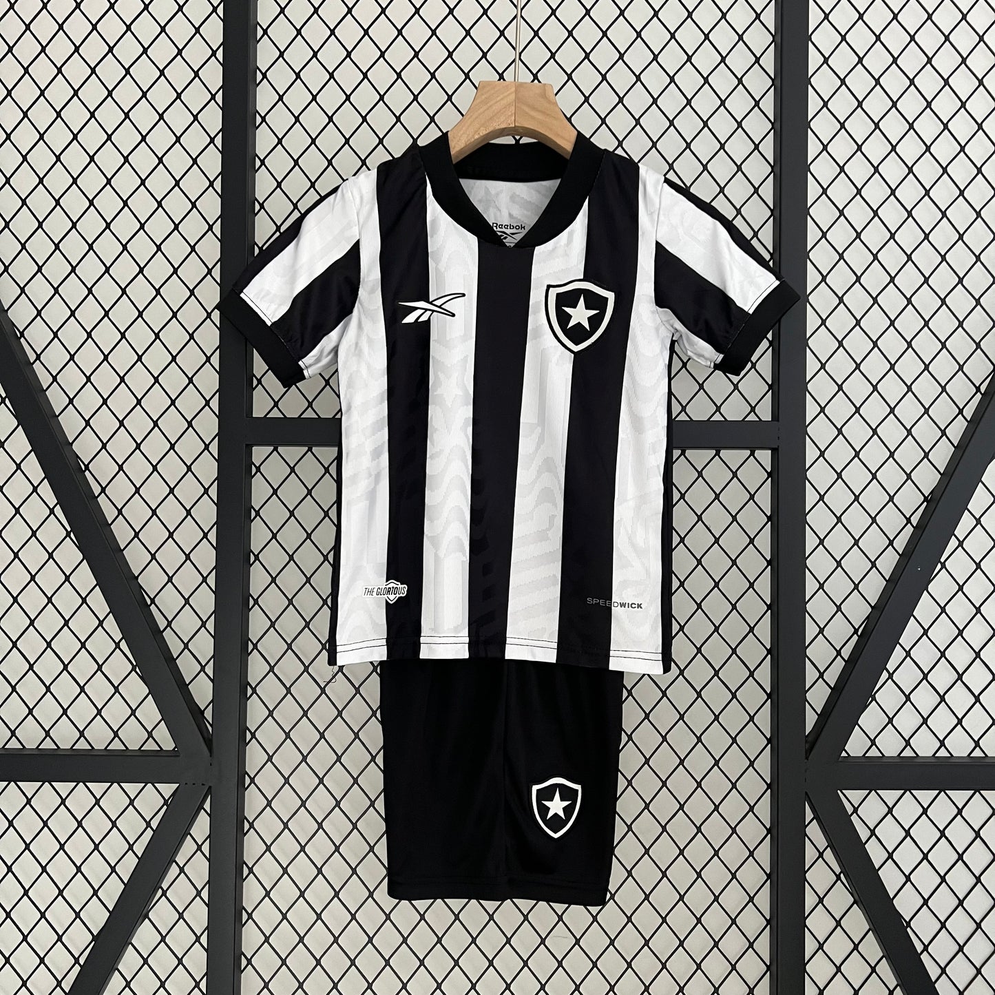 Botafogo home kids set. Season 23/24