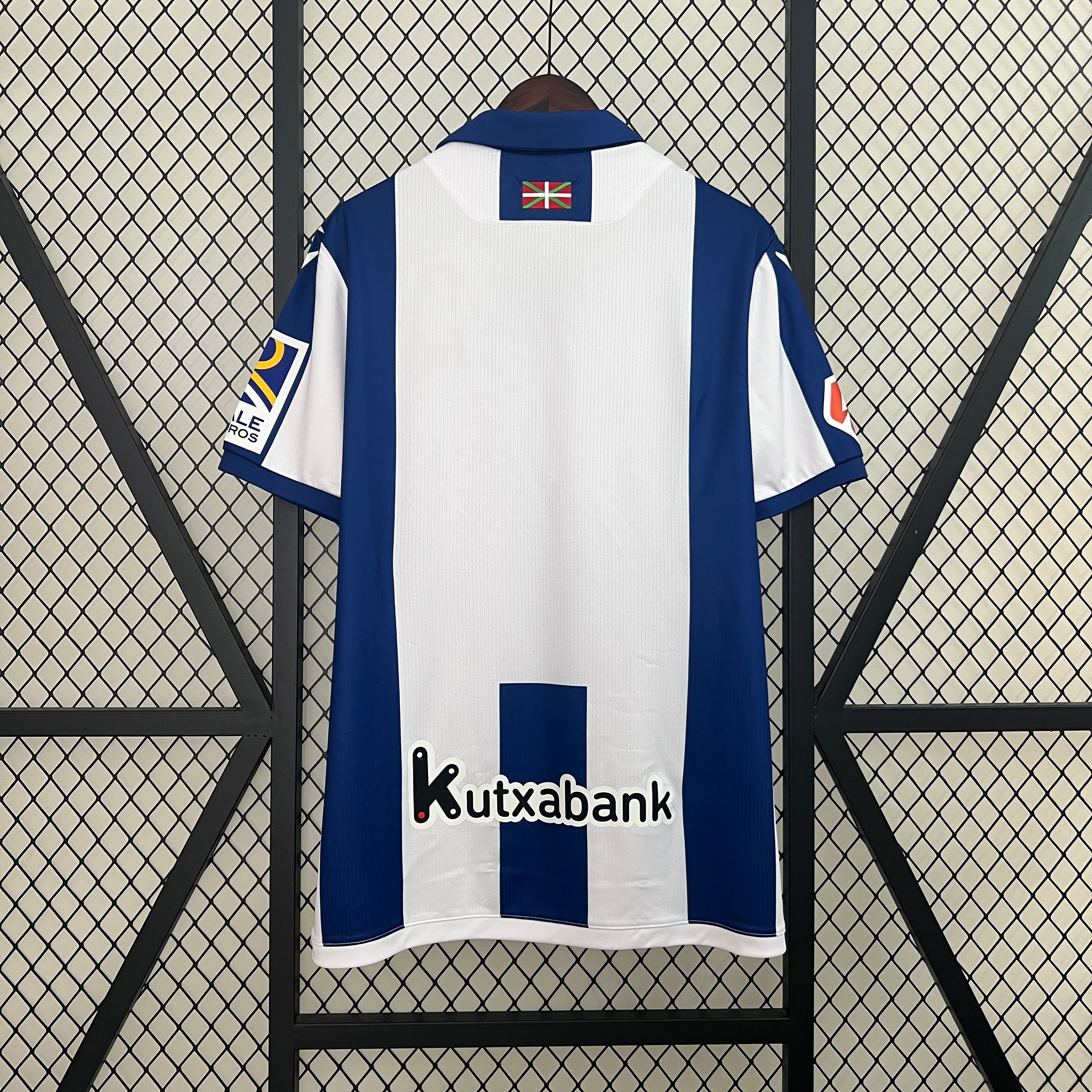Real Sociedad home jersey. Season 24/25