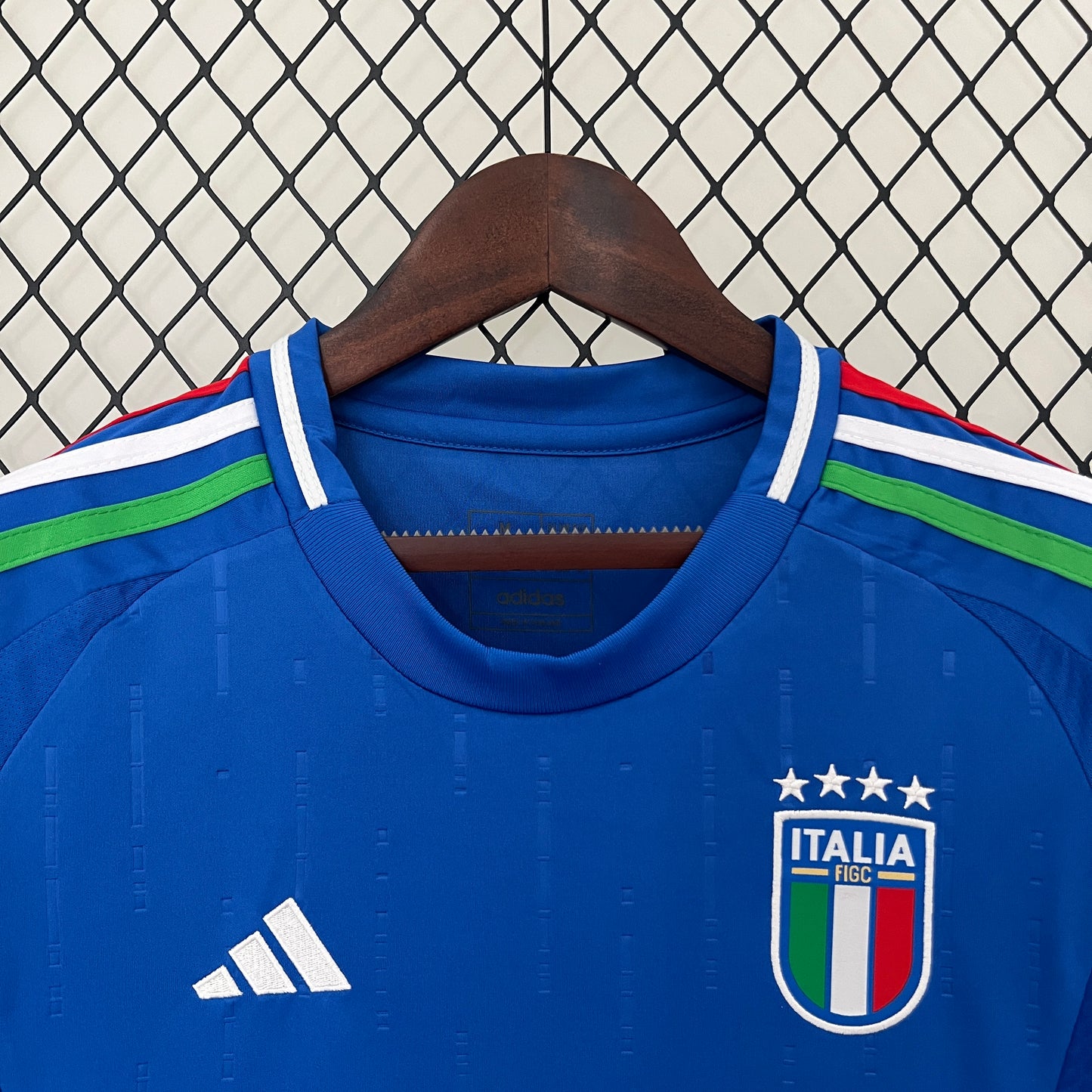 Italy home jersey for women. Season 23/24