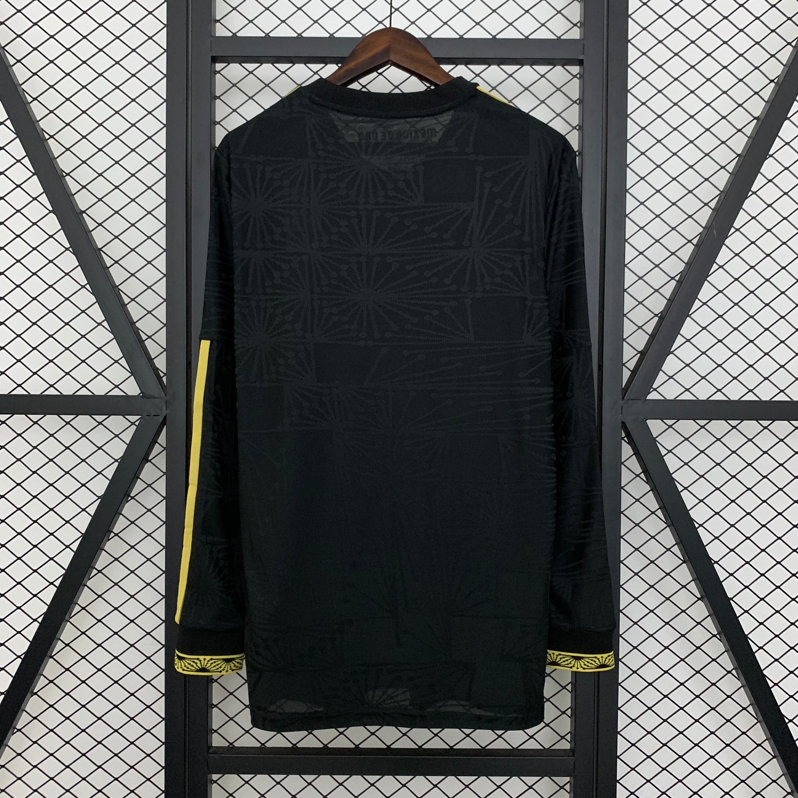 Mexico special edition longsleeve home jersey. Season 25/26. (Player version)