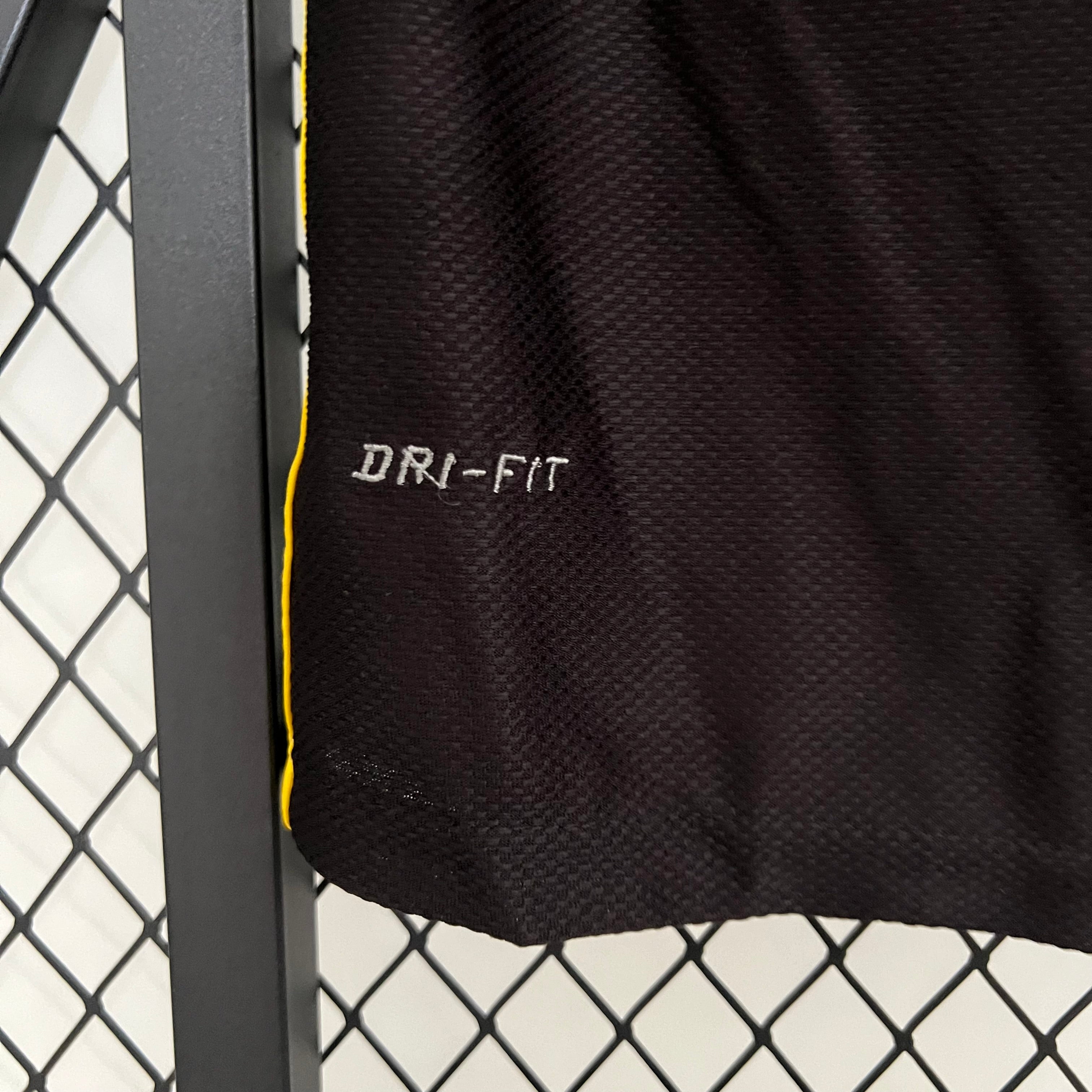 Barcelona third jersey. Season 13/14