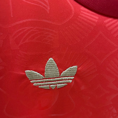 Bayern Munich 125th Anniversary kids set. Season 25/26