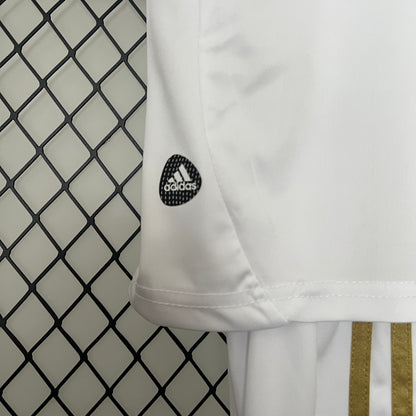 Real Madrid home kids set. Season 11/12