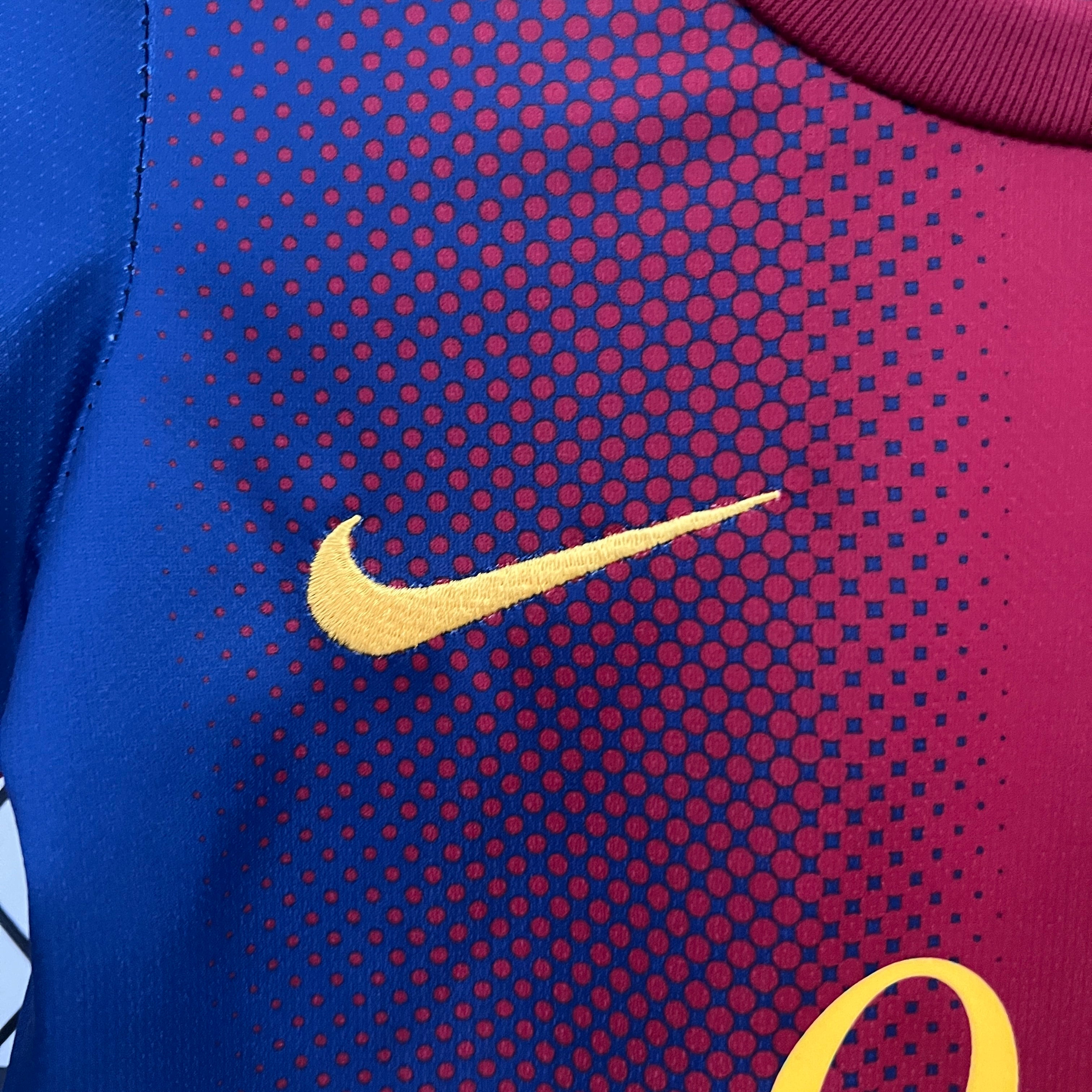Barcelona home kids set. Season 12/13