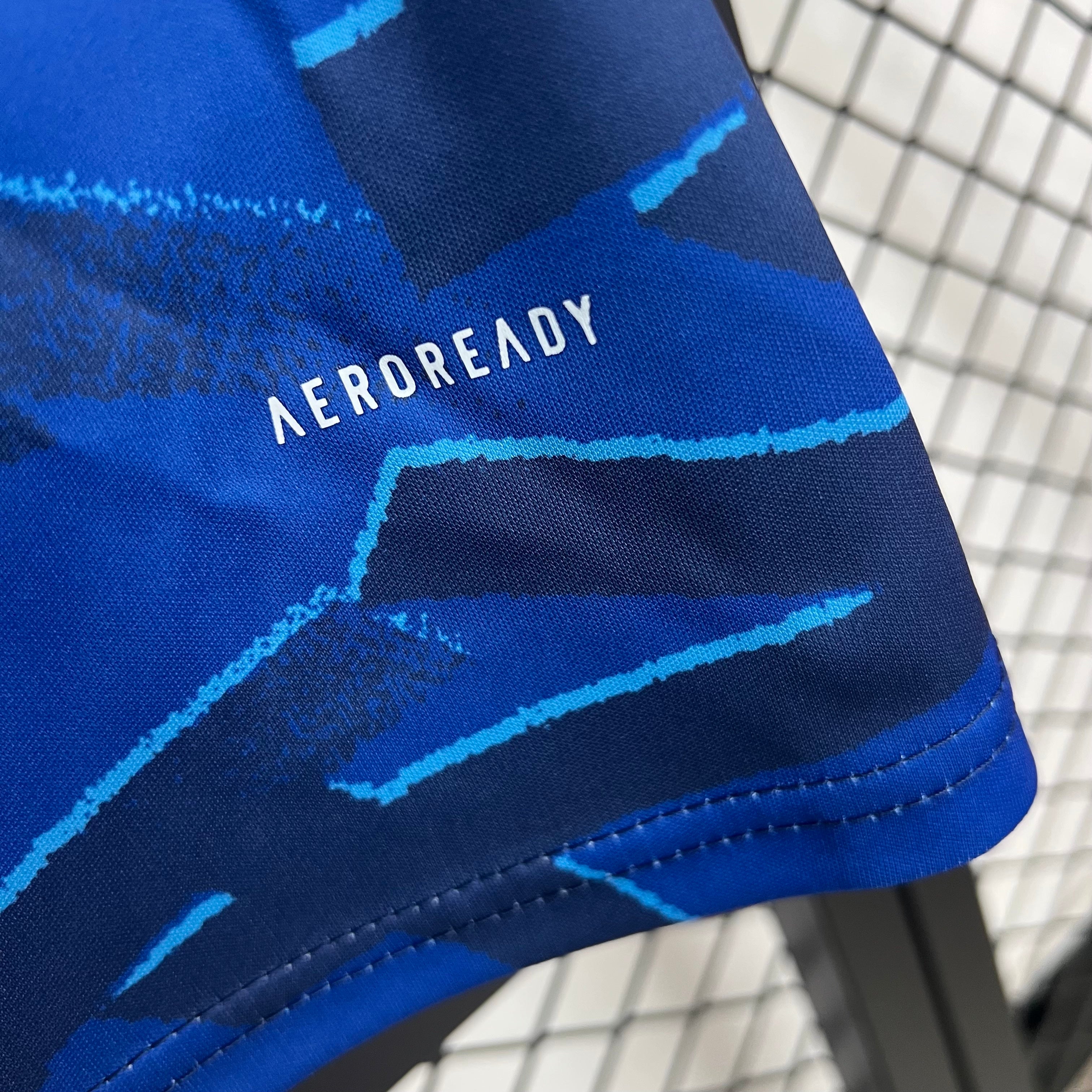 Shalke 04 home jersey. Season 25/26