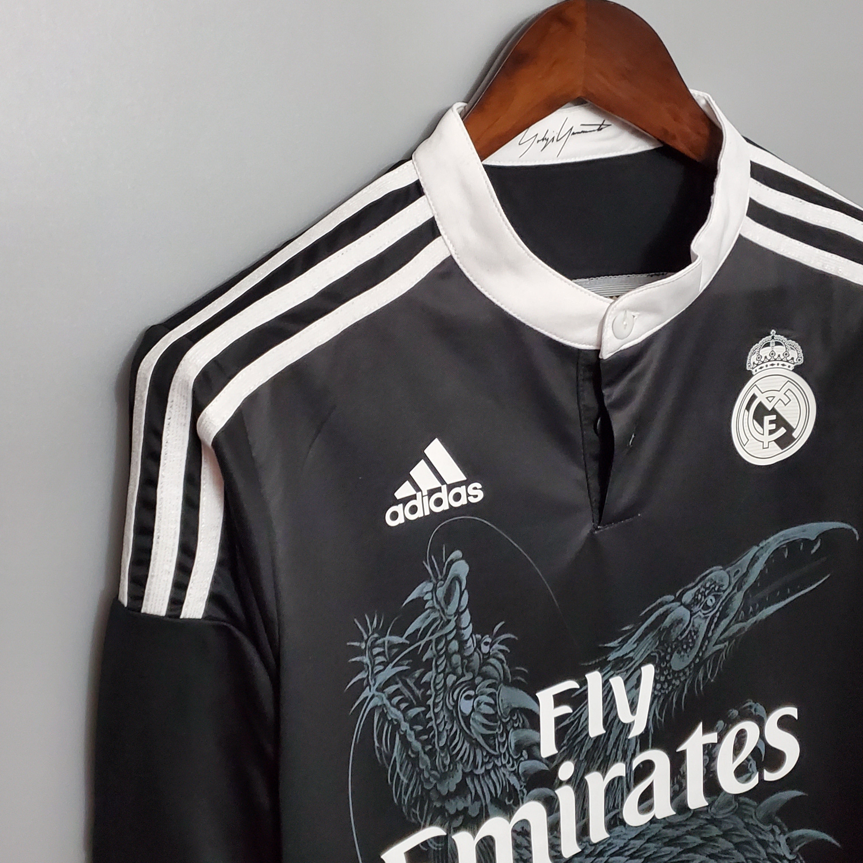 Real Madrid longsleeve third jersey. Season 14/15