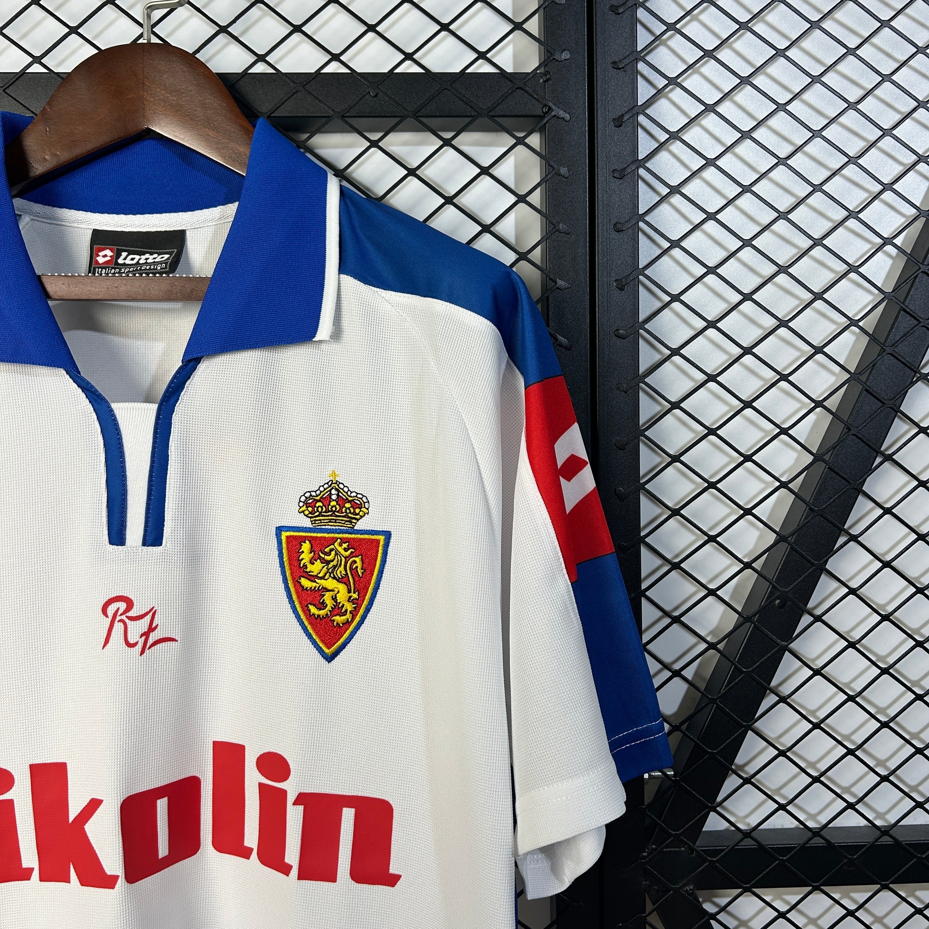 Real Zaragoza home jersey. Season 04/05