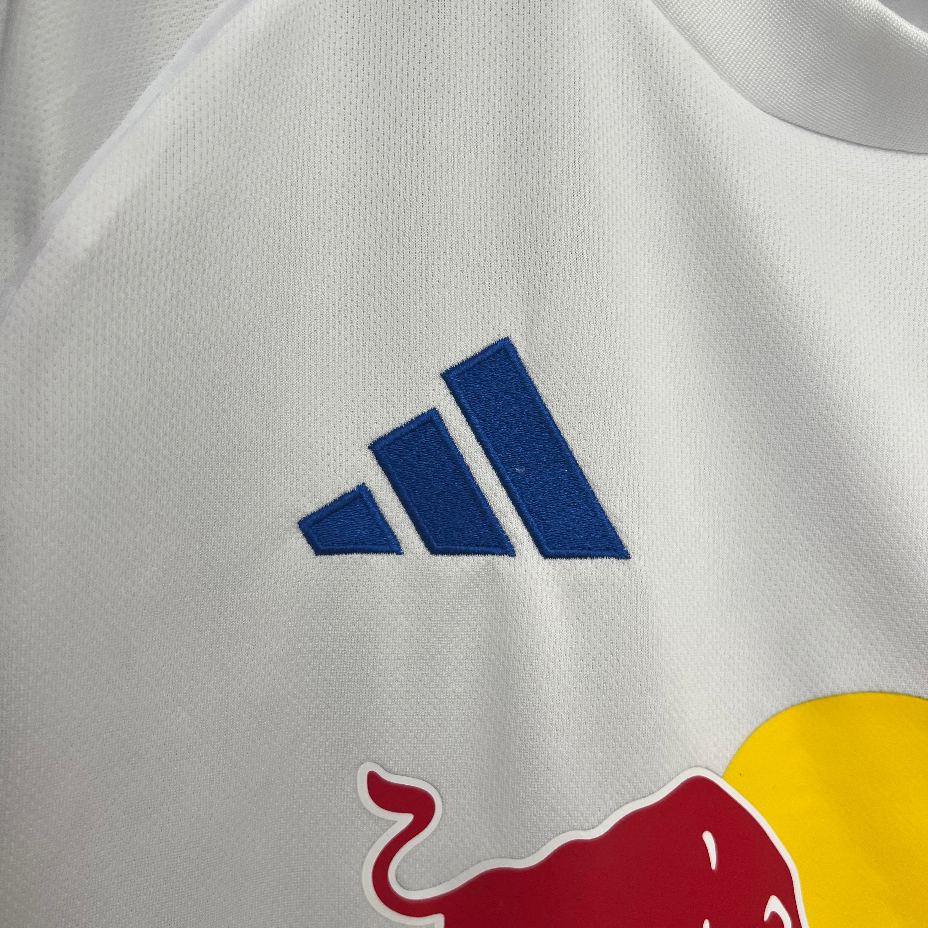 Leeds United home jersey. Season 25/26