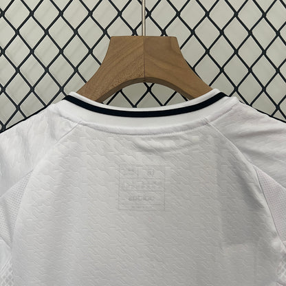 Real Madrid home kids set. Season 24/25