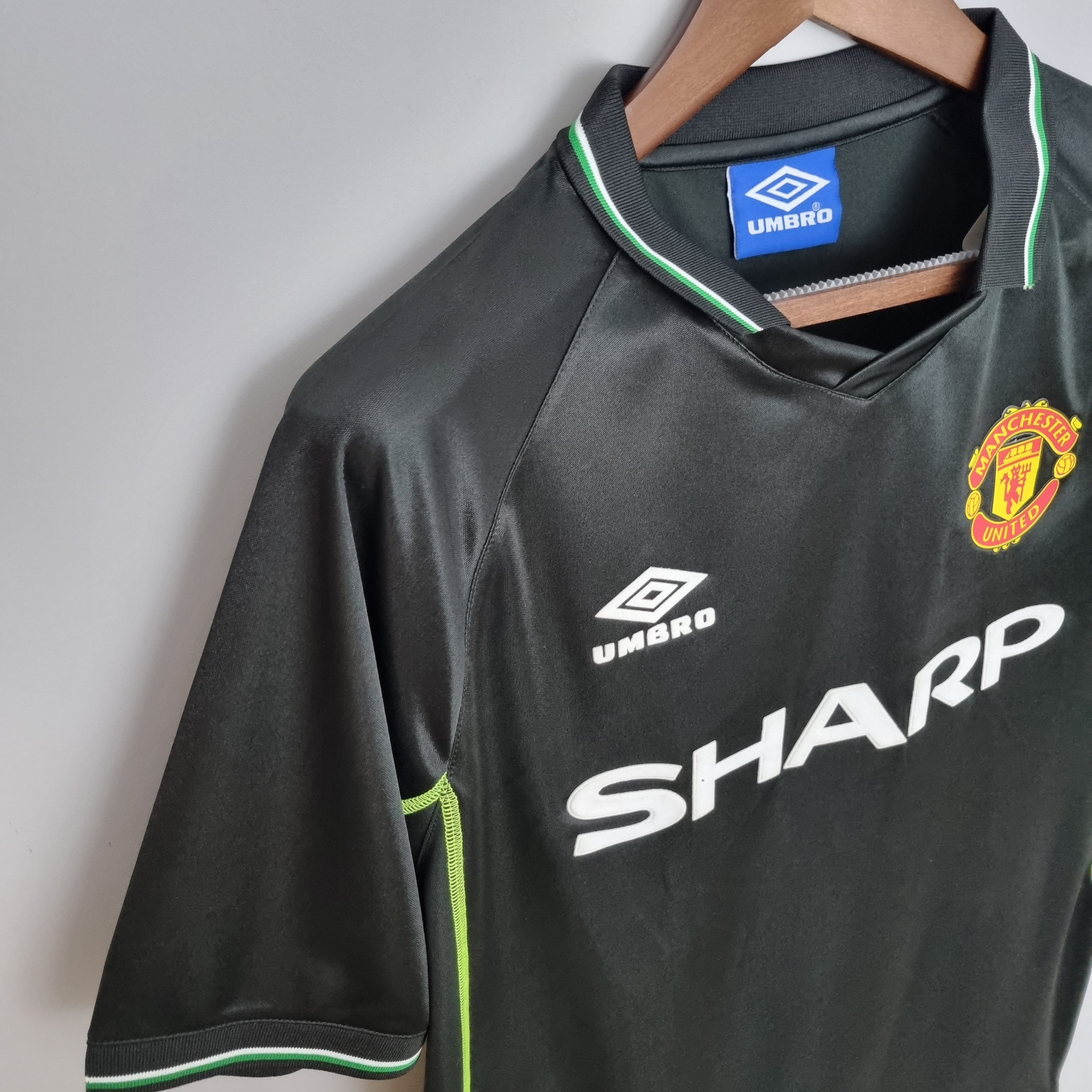 Manchester United away jersey. Season 98/99