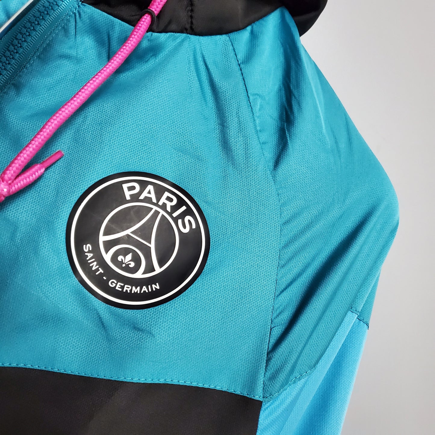 PSG x Jordan Windbreaker