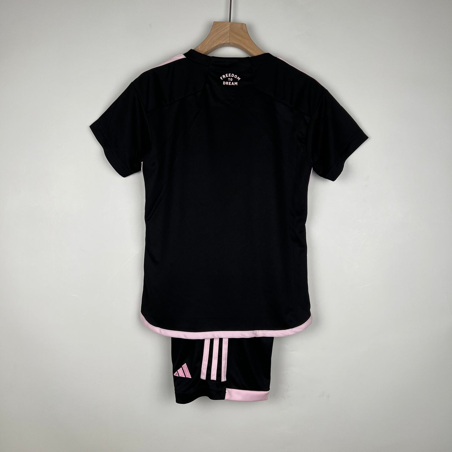 Inter Miami away kids set. Season 23/24