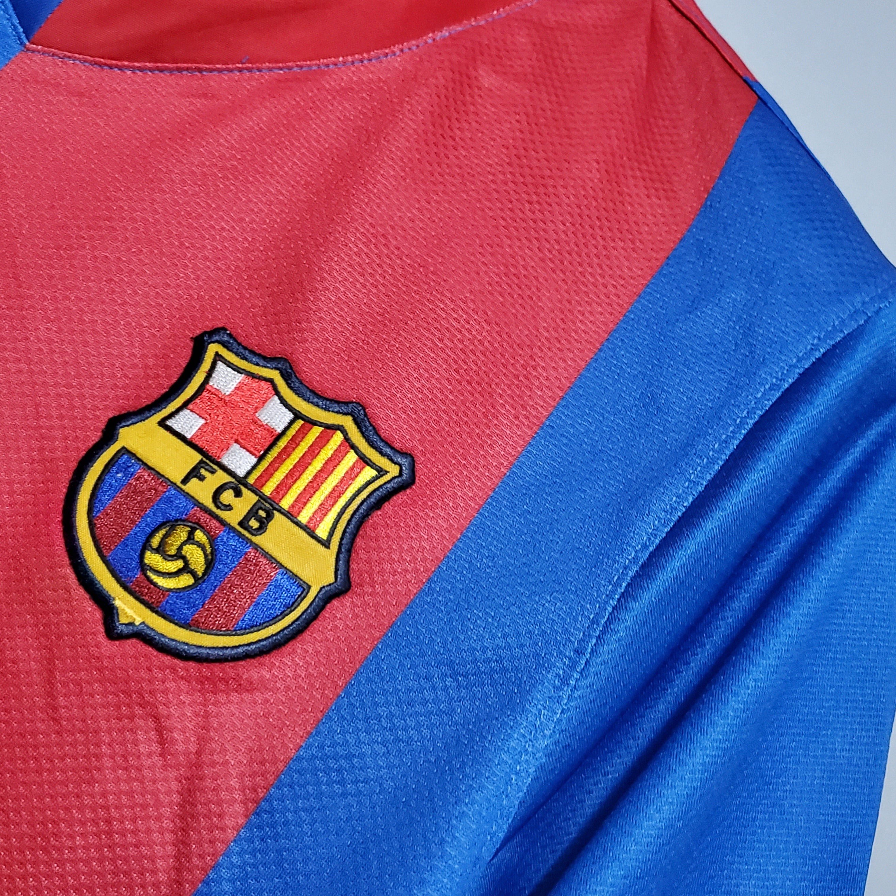 Barcelona home jersey. Season 06/07